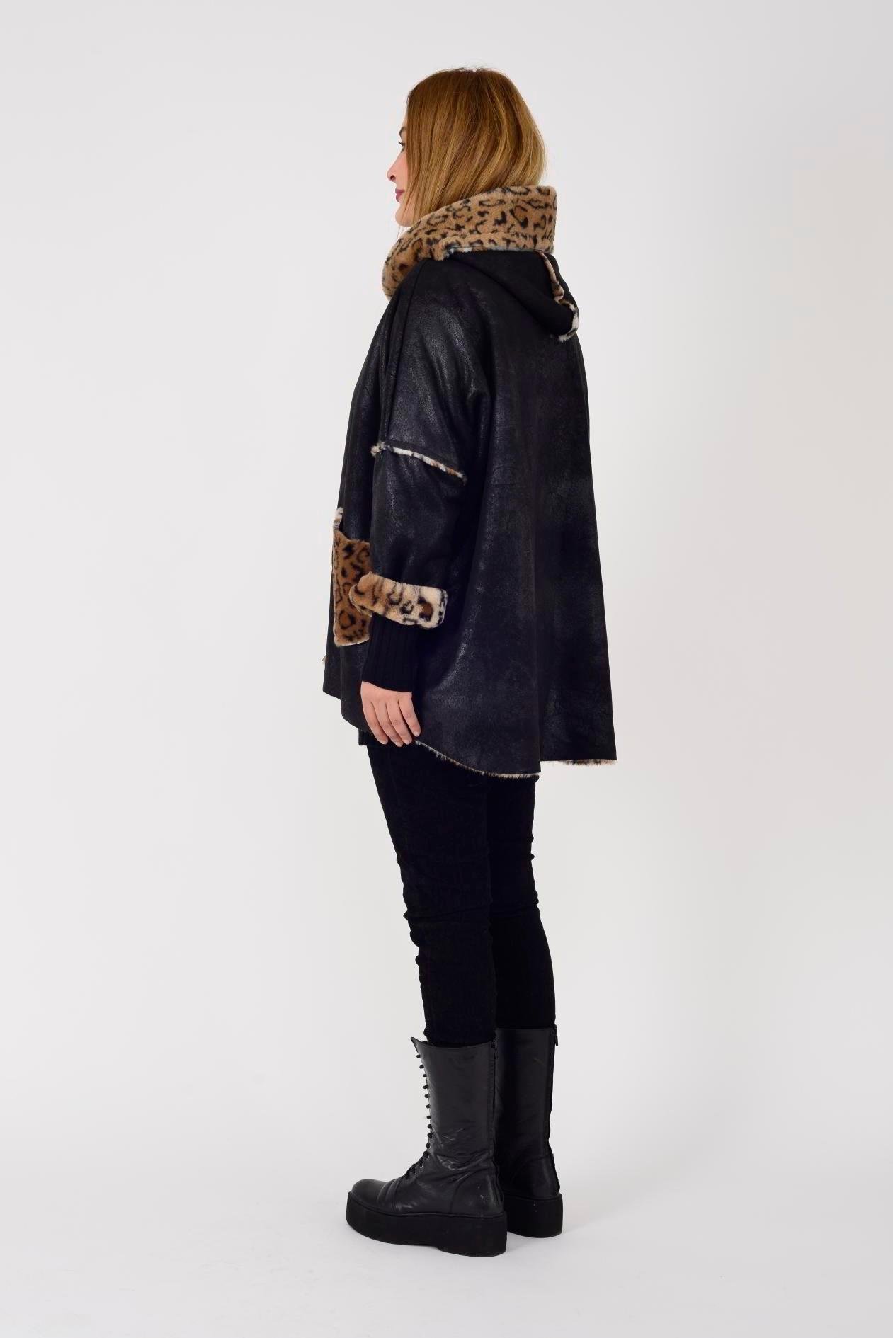 10299-10 Leopar Desen İçi Peluş Kürklü Kapüşonlu Kadın Keçe Kaban