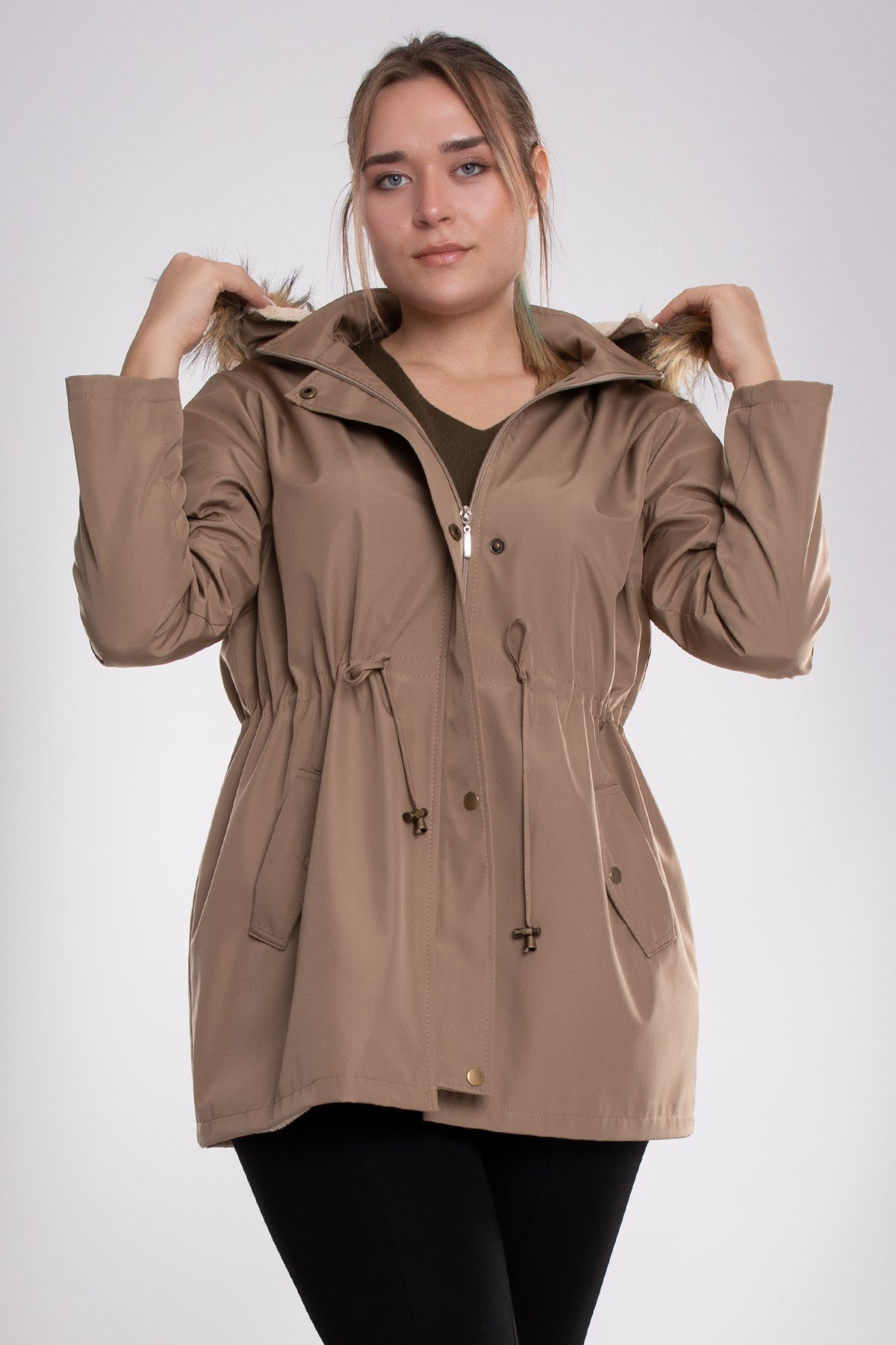 1033 Büyük Beden İçi Kürklü Cep Çıtçıtlı Beli Bağcıklı Kap