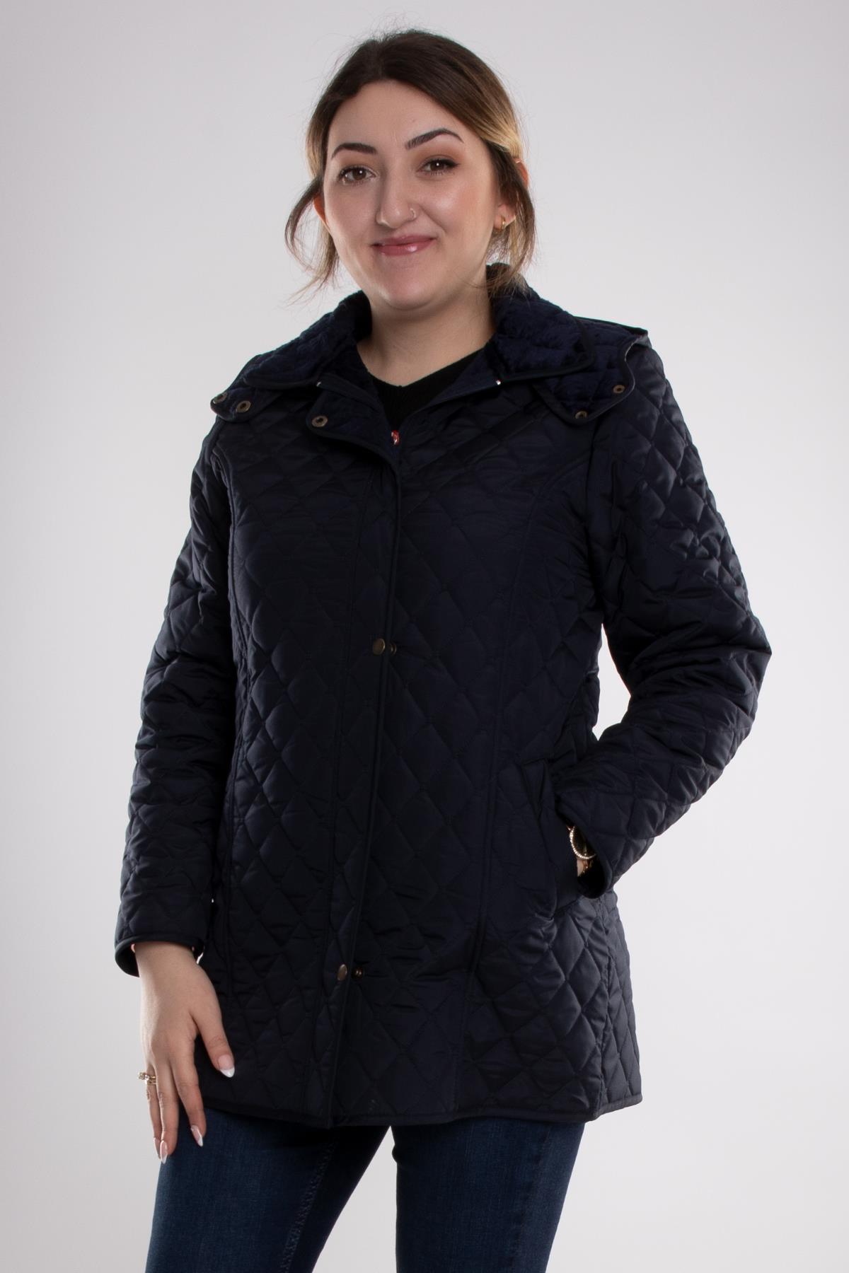 1060 Battal Beden İçi Kürklü Kapitone Kadın Mont