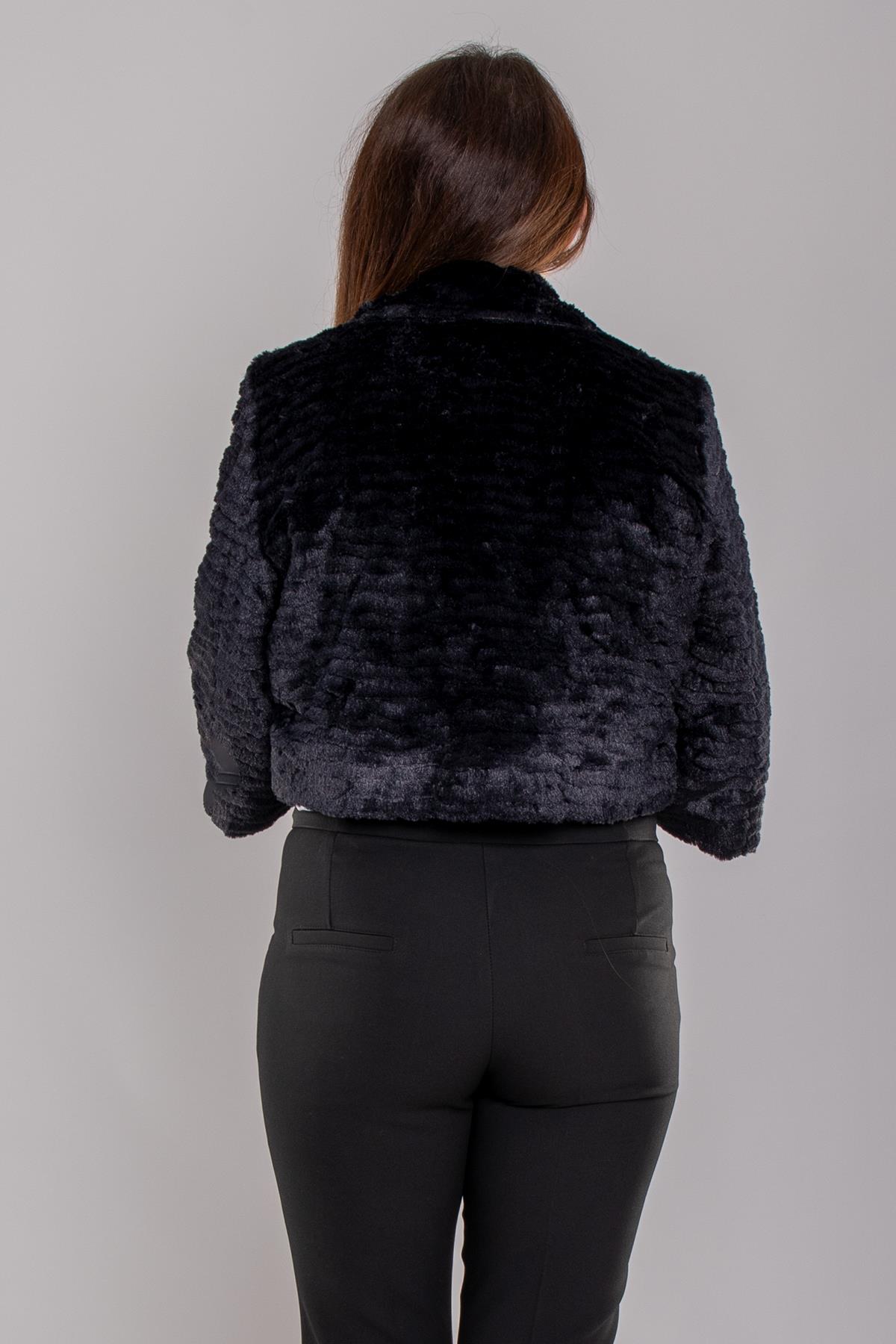 1060 Büyük Beden Yaka Çıtçıtlı Katkat Kürklü Kısa Ceket