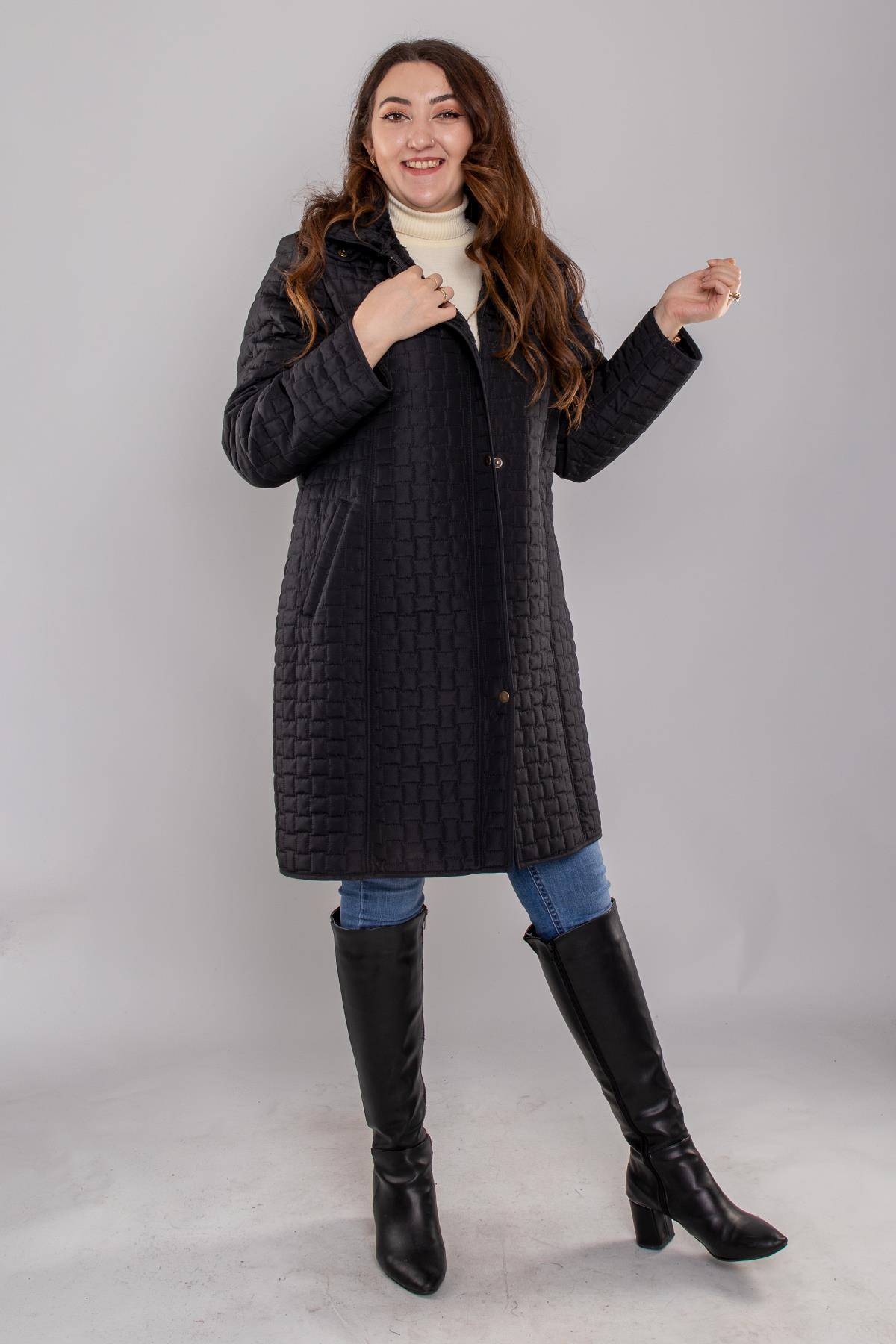 1062-1 Battal İçi Taytüyü Kapitone Kapüşonlu Kadın Mont