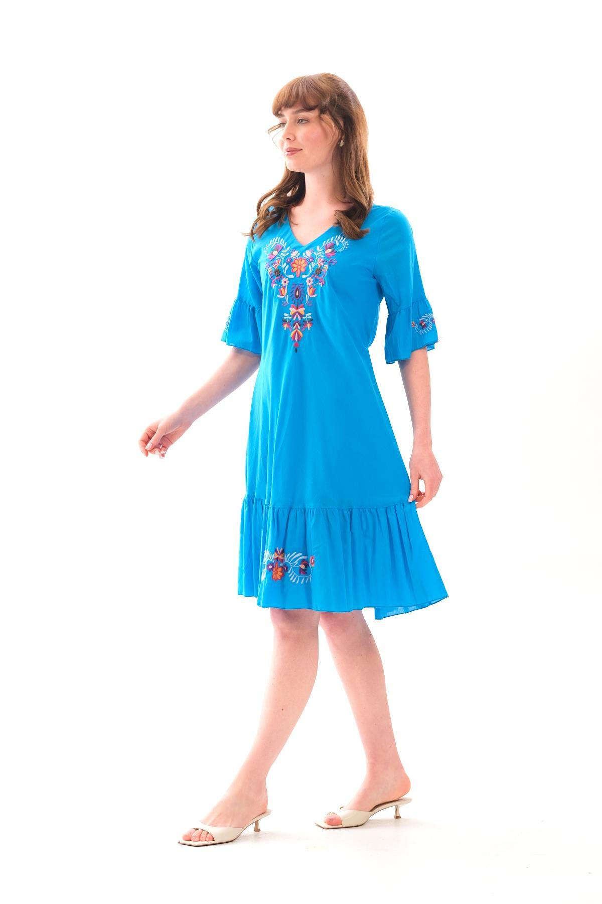 1068 Kol Eteği Valonlu Vyaka Nakışlı Otantik Elbise