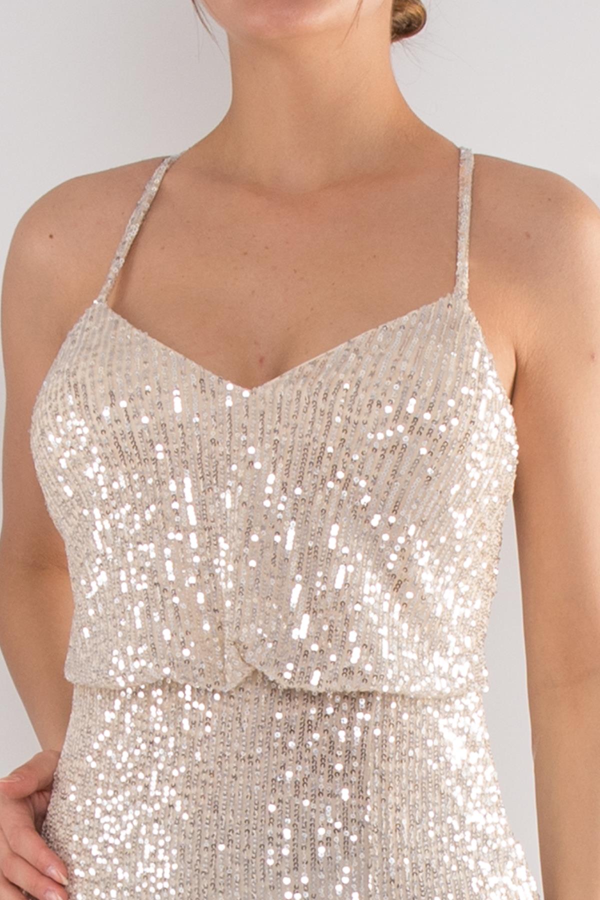 1078 Arkası Çapraz İpli Yırtmaçlı Pulpayet Uzun Elbise