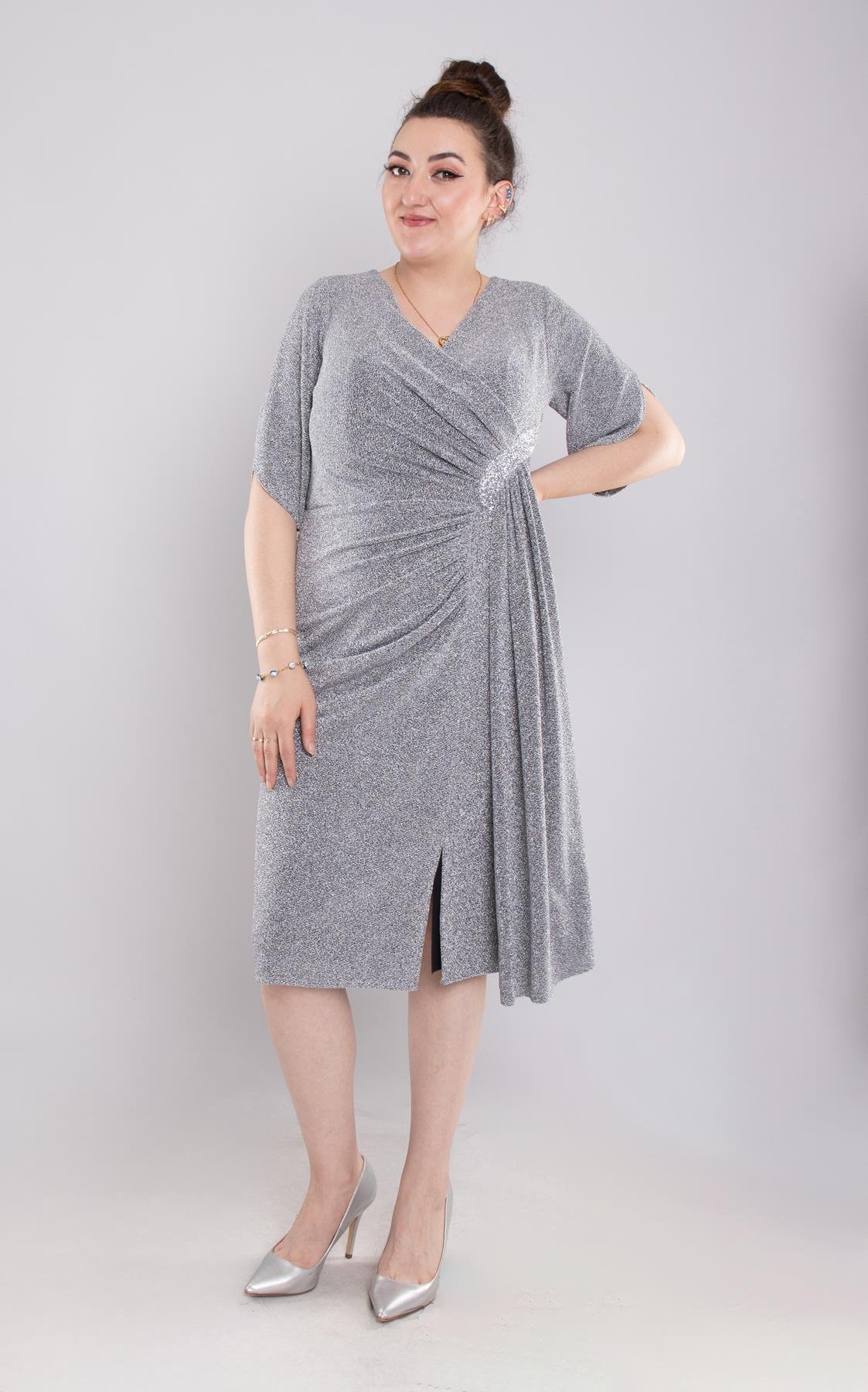 118(102) Büyük Beden Simli Yanı Sudamla Tokalı Kısa Elbise