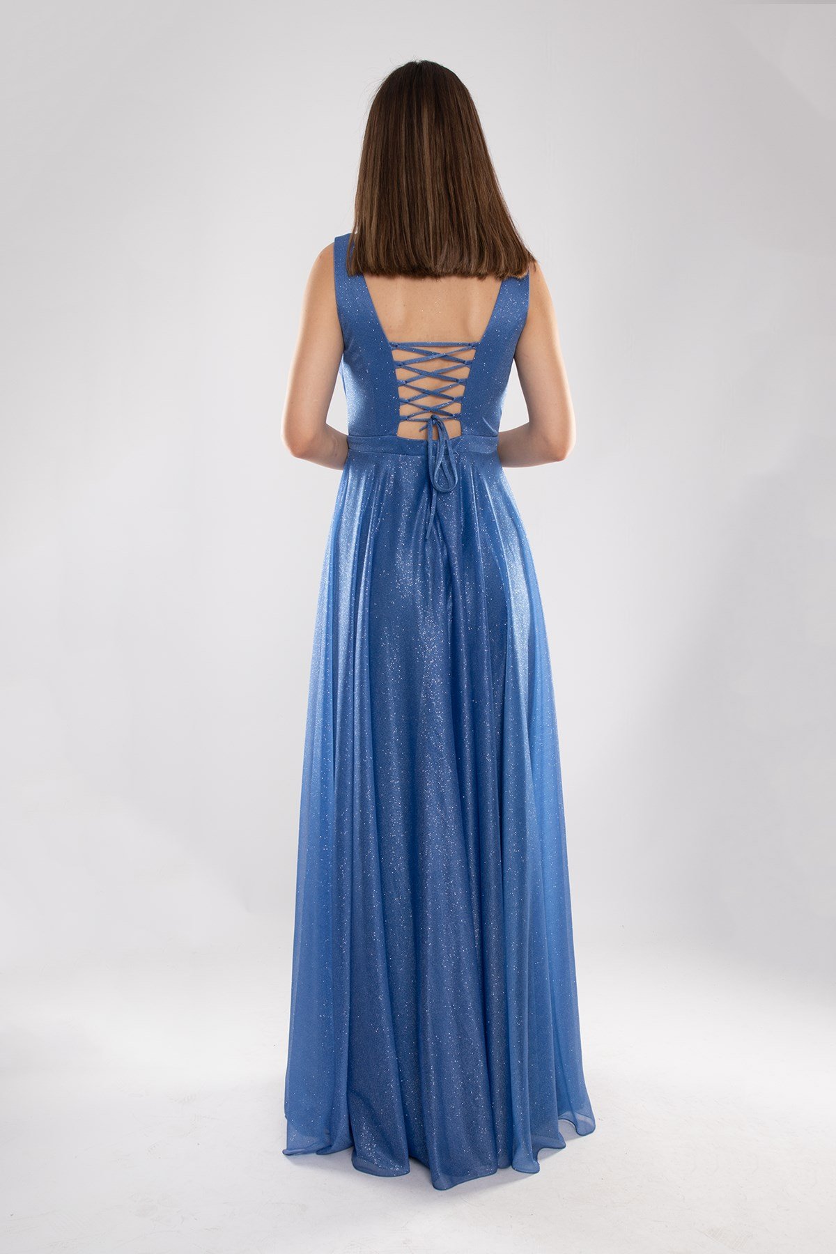 1182 KB Kendinden Simli Önü Yırtmaçlı Tül Elbise