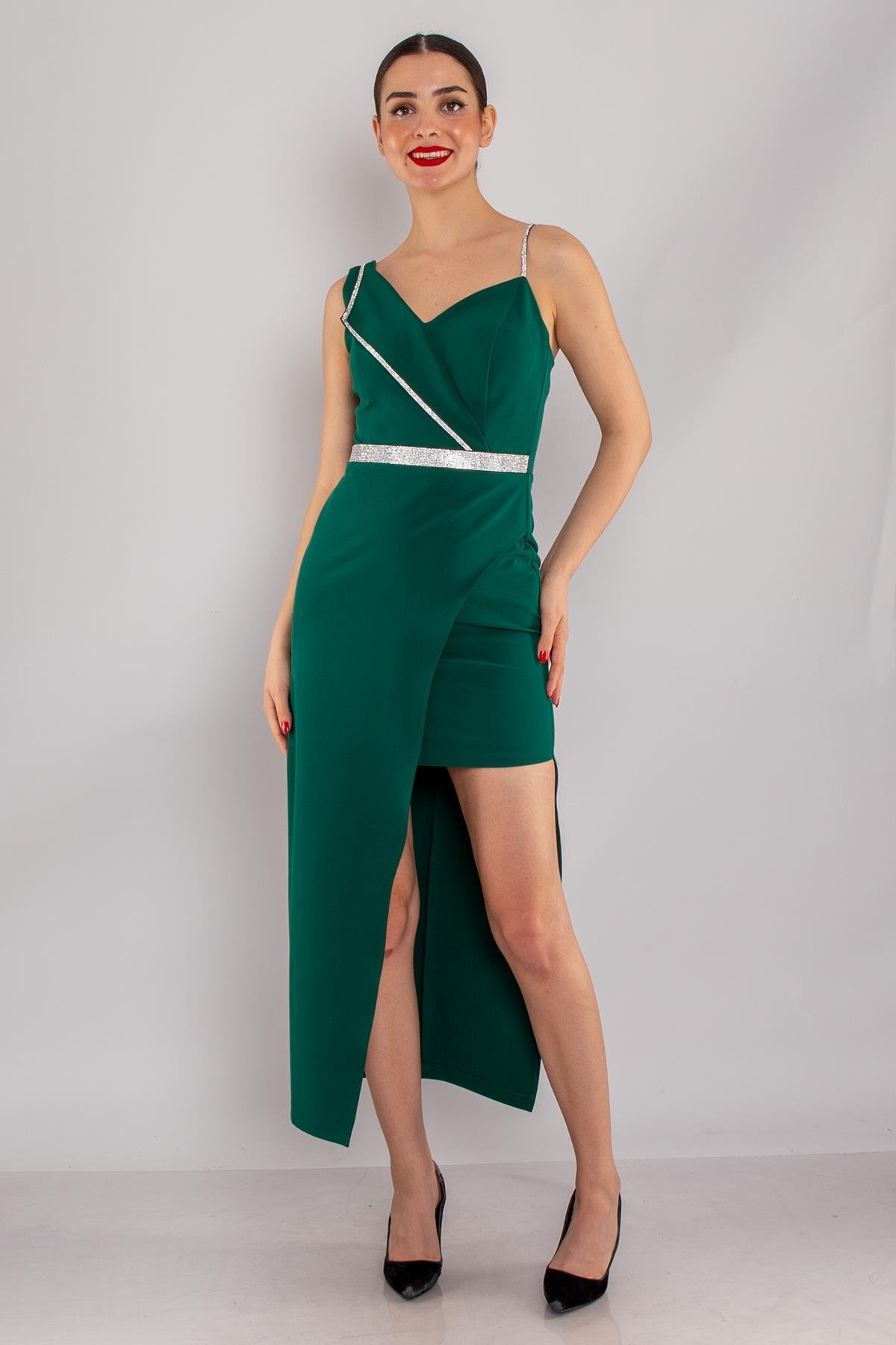 1252 Tek Omuz Zincir Detay Eteği Asimetrik Kısa Krep Elbise