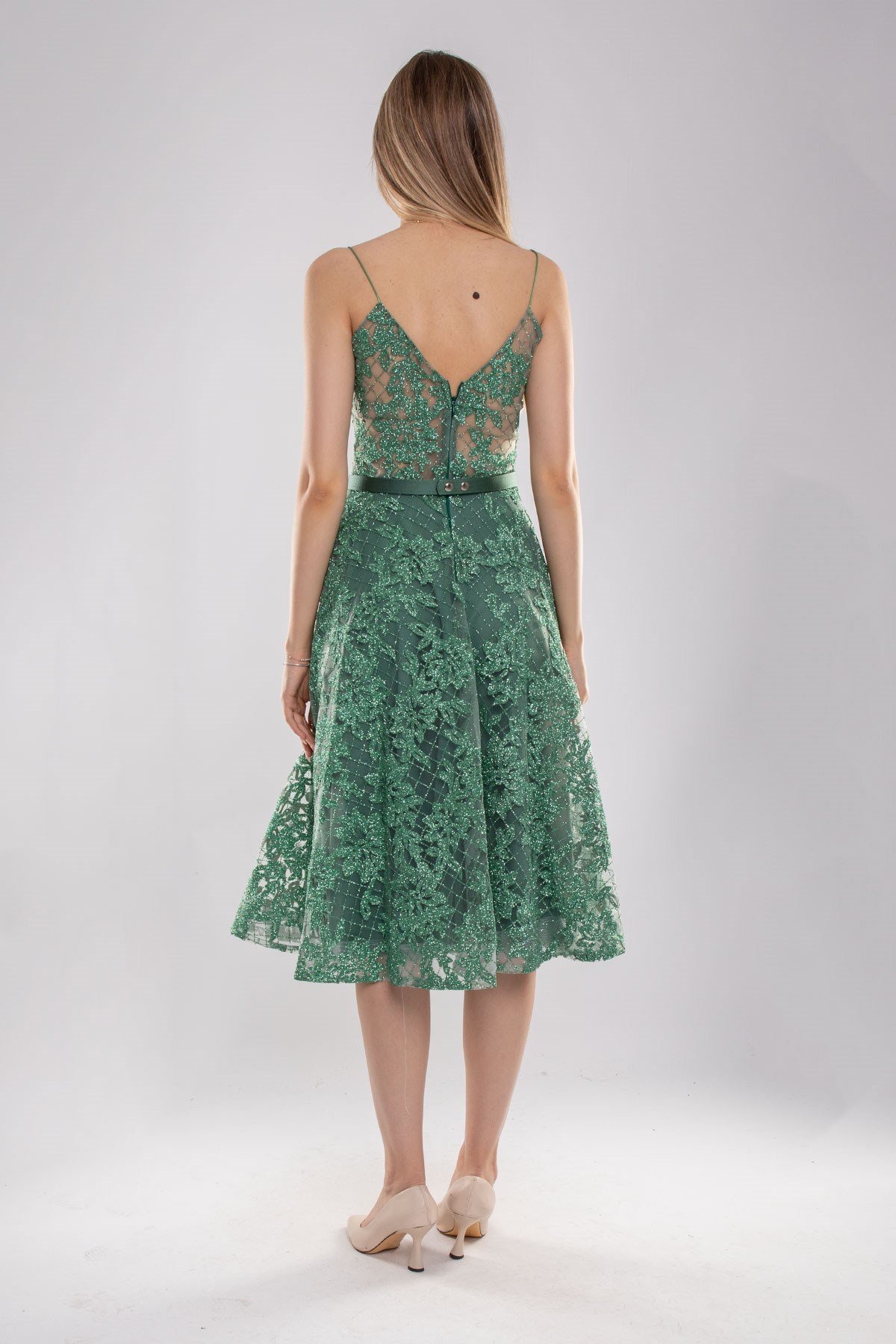 1286 İpAskı Sim Nakışlı Transparan Çan Etek Midiboy Elbise