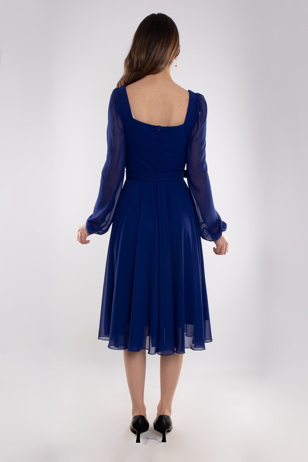 1302 Tül Kol Kare Yaka Kemerli Şifon Kloş Kısa Elbise