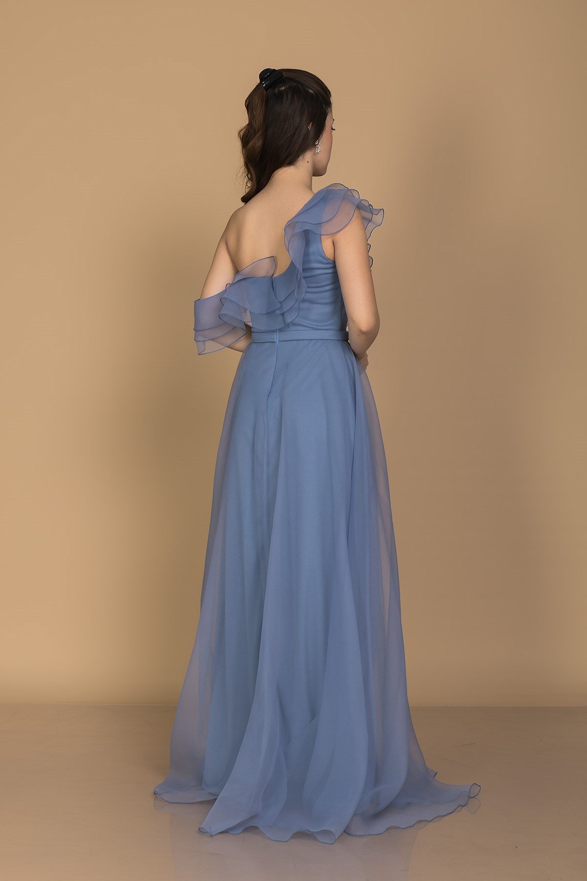 1356 Organze Tül Yaka Omuz Valonlu Uzun Nişanlık Elbise