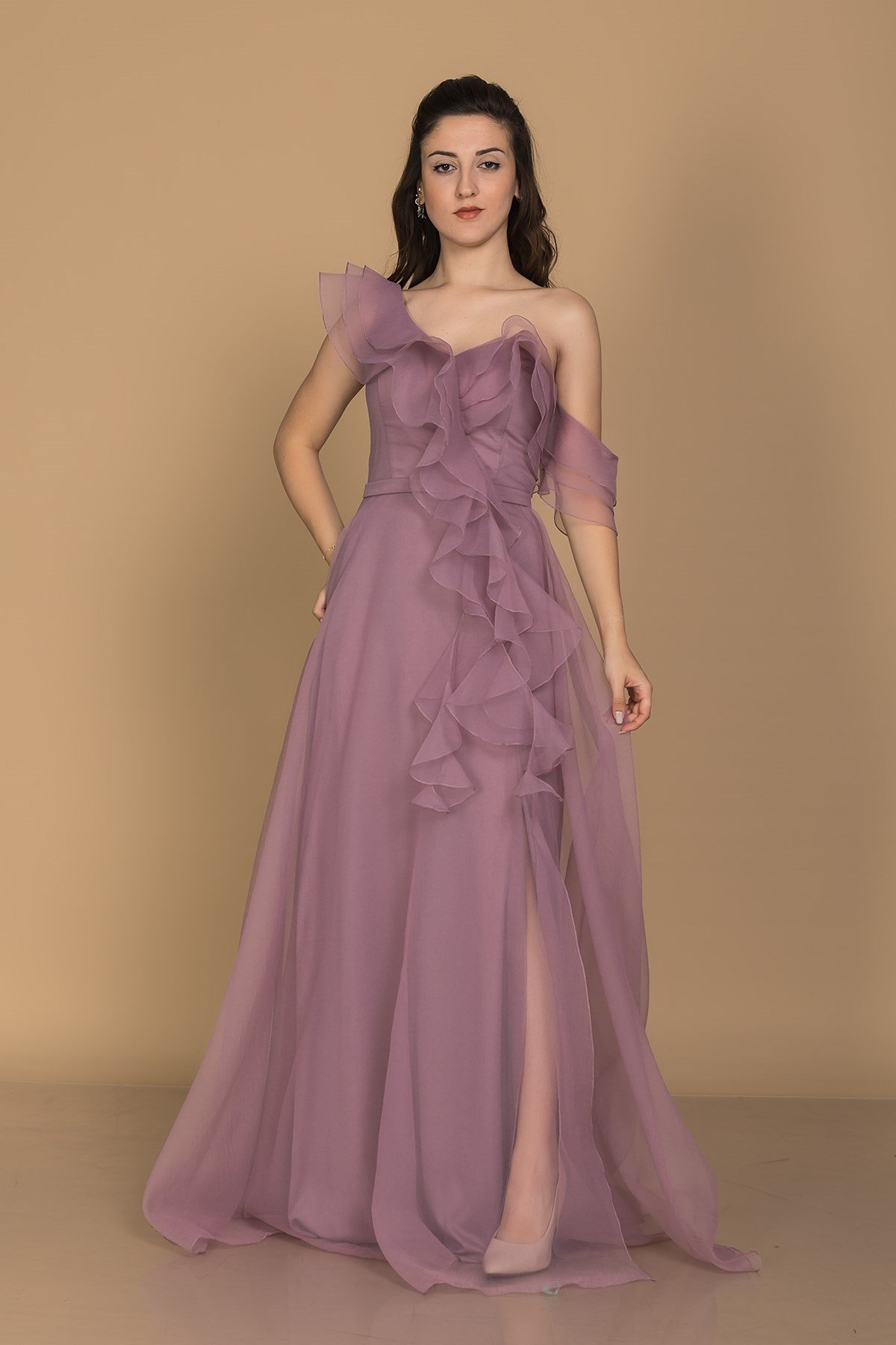 1356 Organze Tül Yaka Omuz Valonlu Uzun Nişanlık Elbise