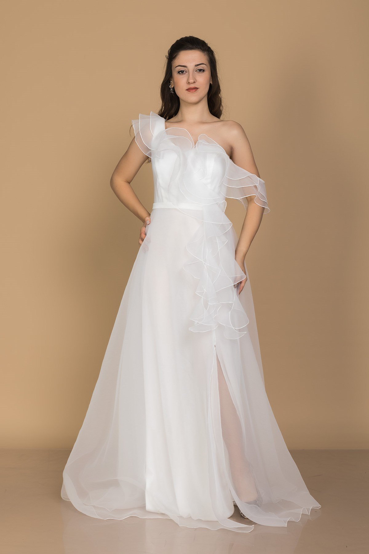 1356 Organze Tül Yaka Omuz Valonlu Uzun Nişanlık Elbise