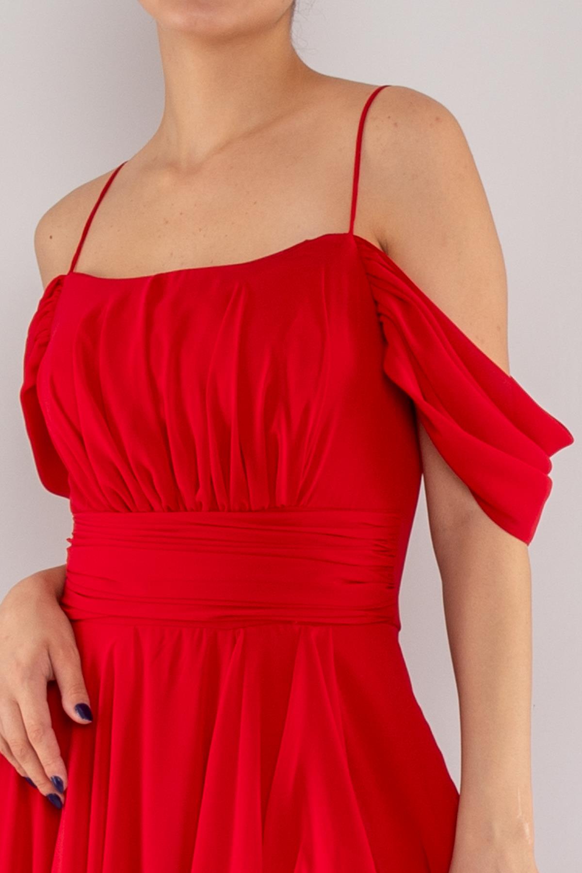 1380 İp Askı Göğüs Drape Yanı Fırfırlı Uzun Şifon Elbise