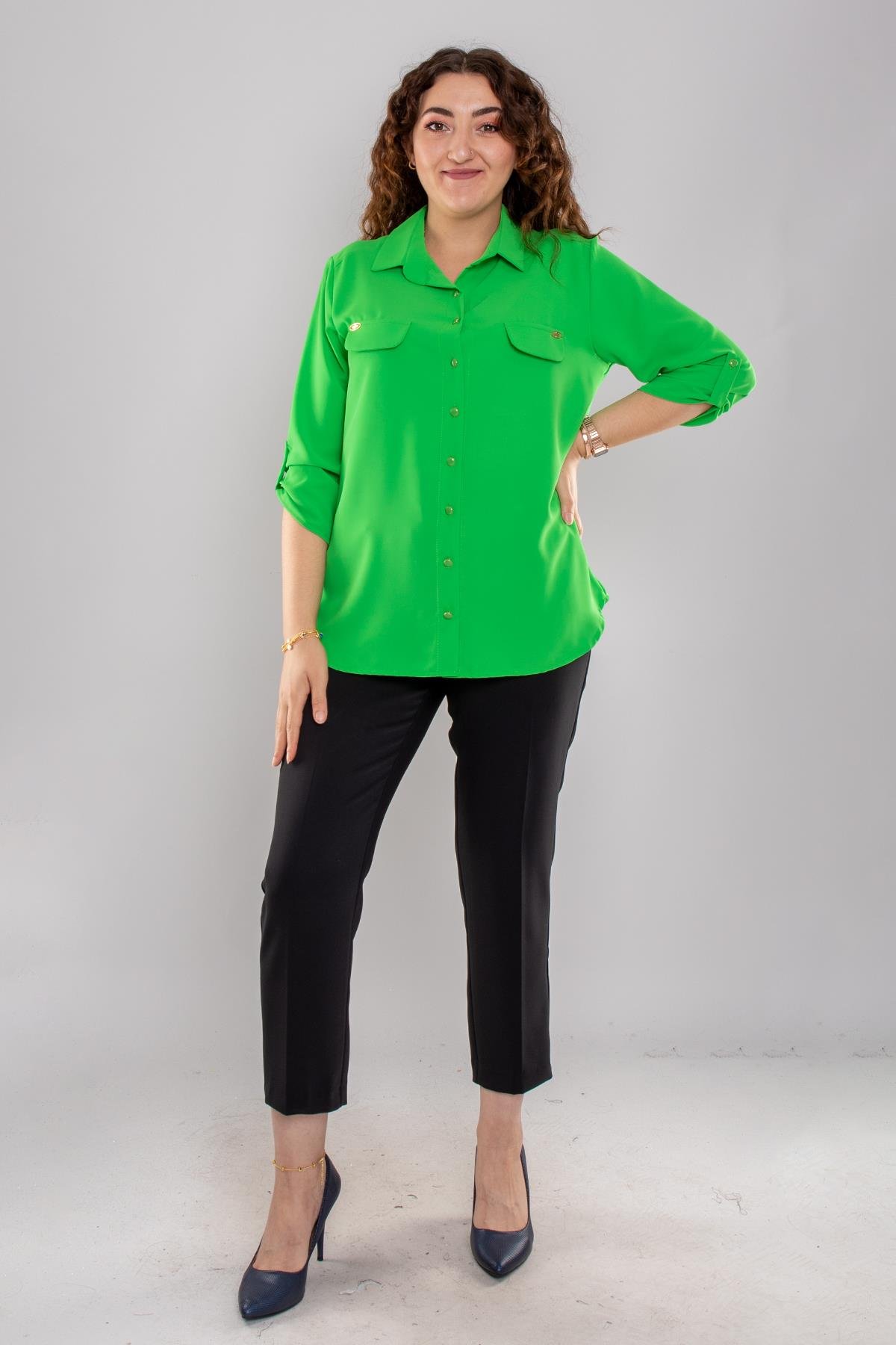 1404 Büyük Beden Cep Kapaklı Truvakar Kol Büyük Beden Kadın Gömlek