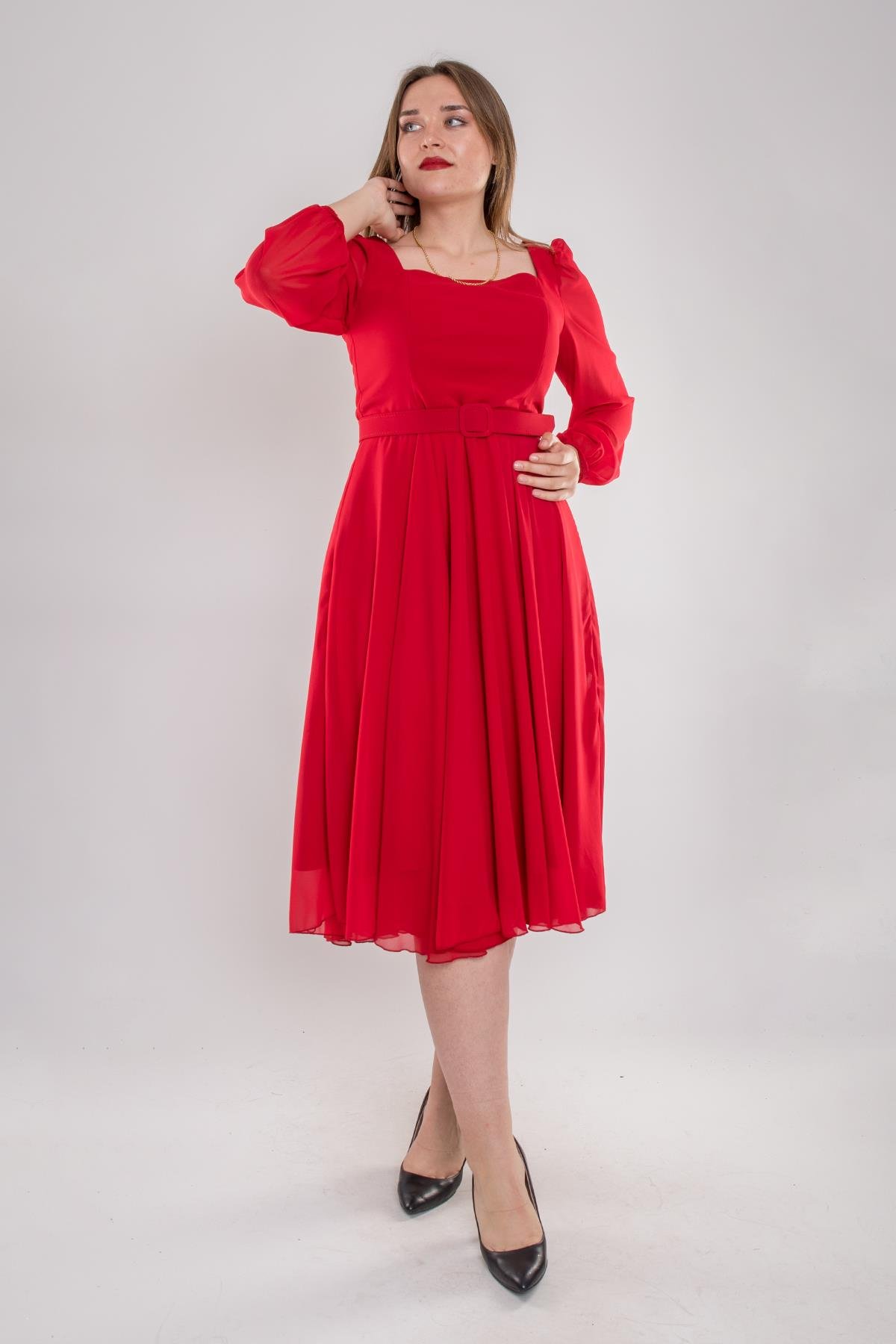 1482 Büyük Beden Kare Yaka Tül Kollu Kemerli Midiboy Şifon Elbise