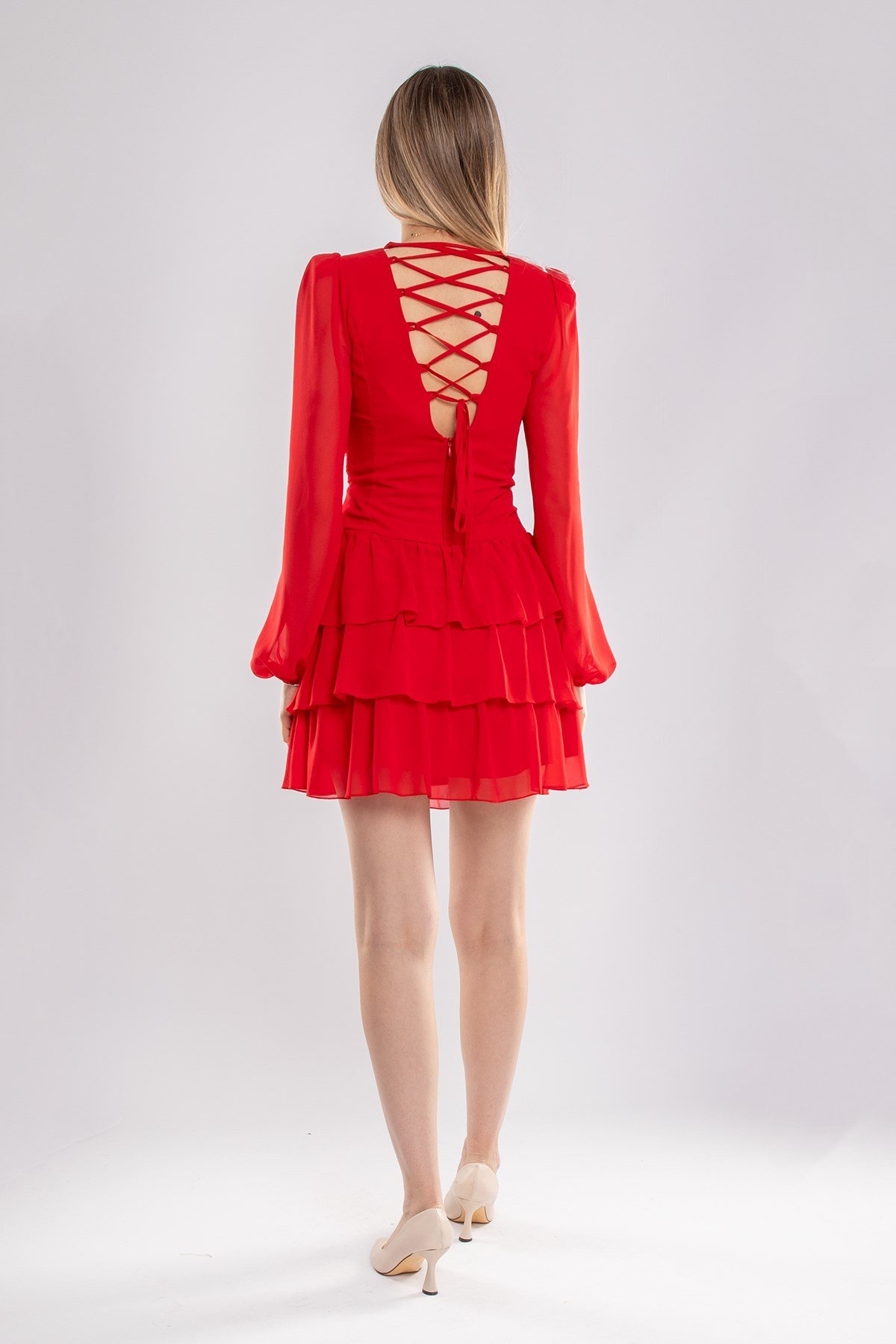 1524 Tül Kol Beli Çapraz Tokalı Kısa Şifon Elbise