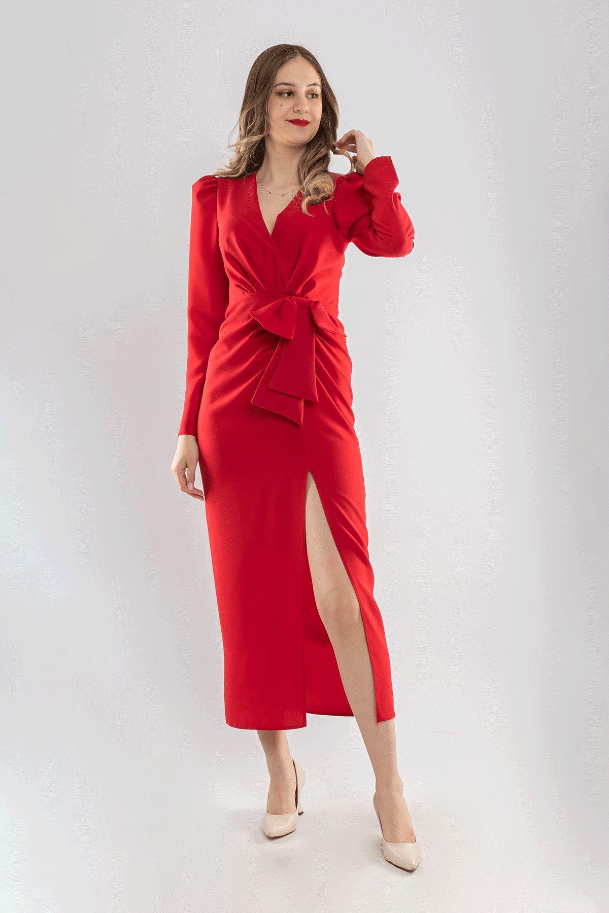 1540 Fiyonklu Kruvaze Yaka Krep Elbise