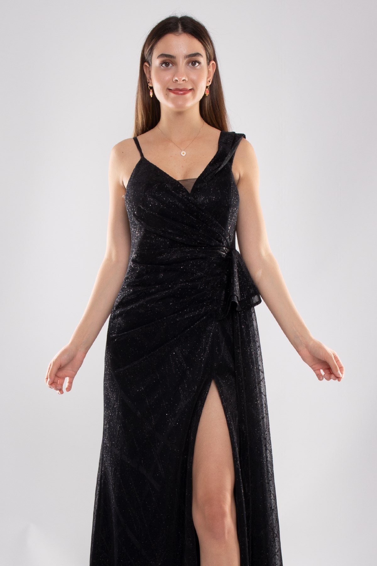 1563 Beli Drape Valonlu Simli Tül Yırtmaçlı Uzun Elbise