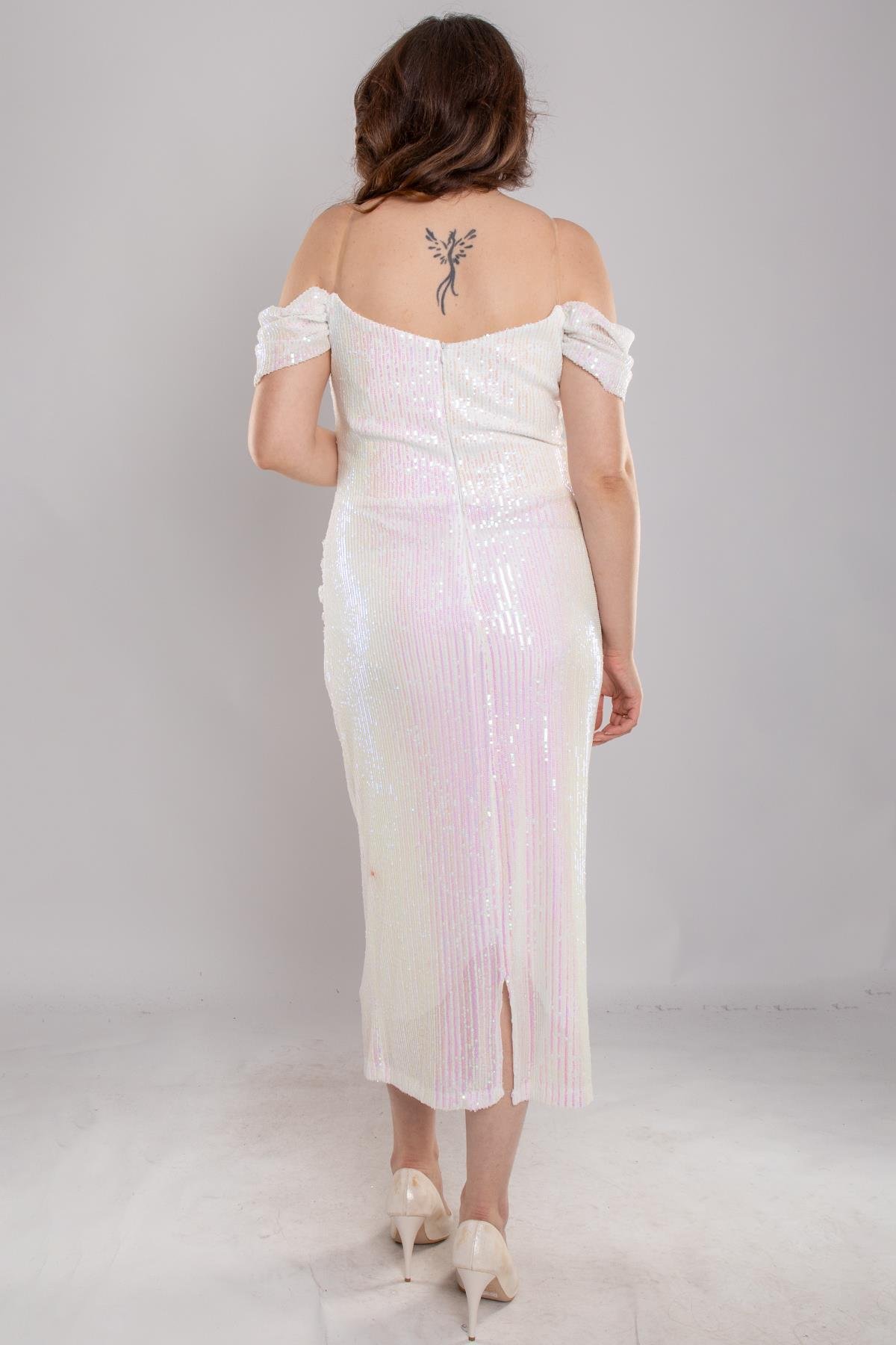 1623 Büyük Beden Pulpayet Düşük Omuz Drapeli Kısa Elbise