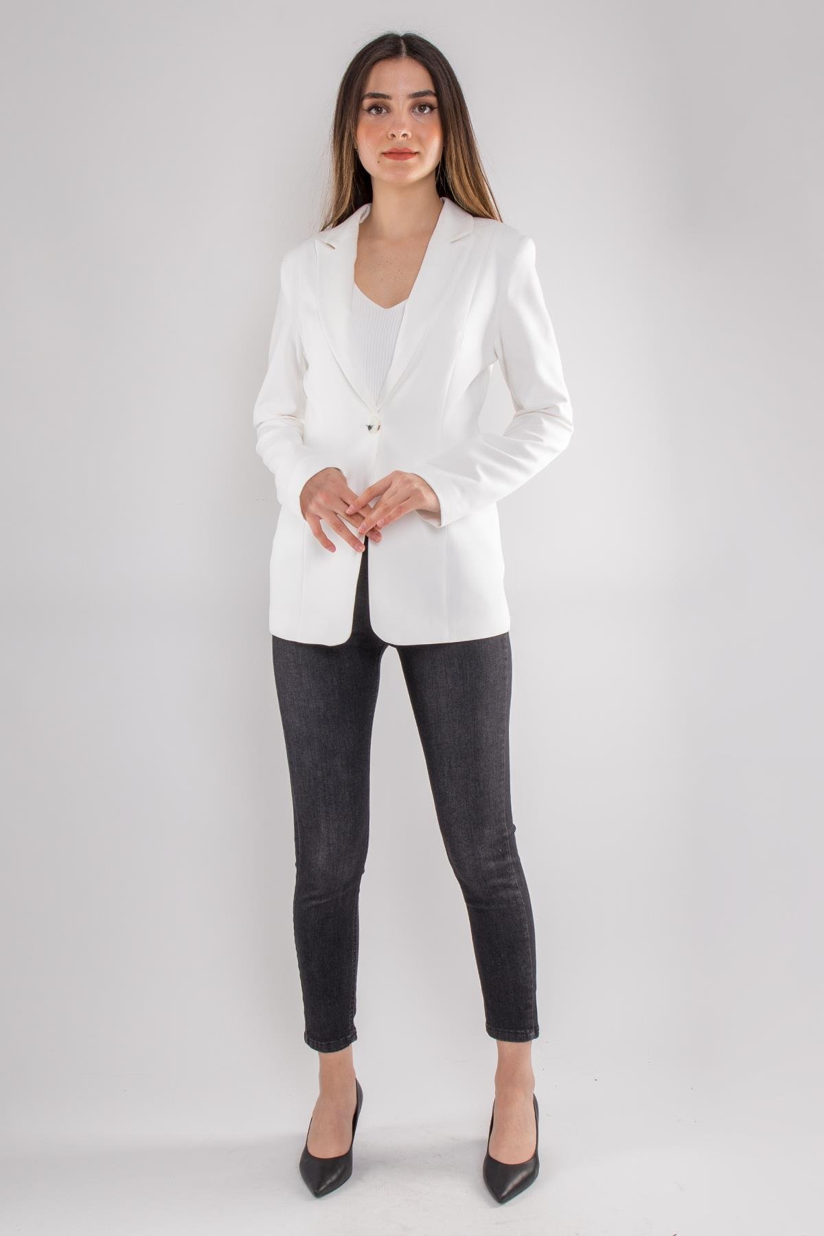 1942 Tek Düğme Cep Broşlu Kapaklı Kadın Ceket