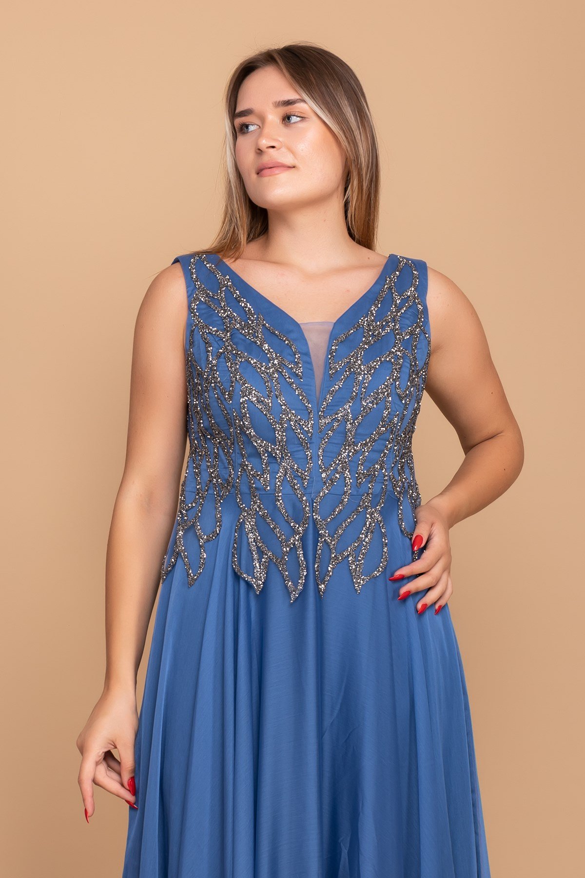 20191 Büyük Beden Suyolu Taş Baskılı Saten Uzun Elbise