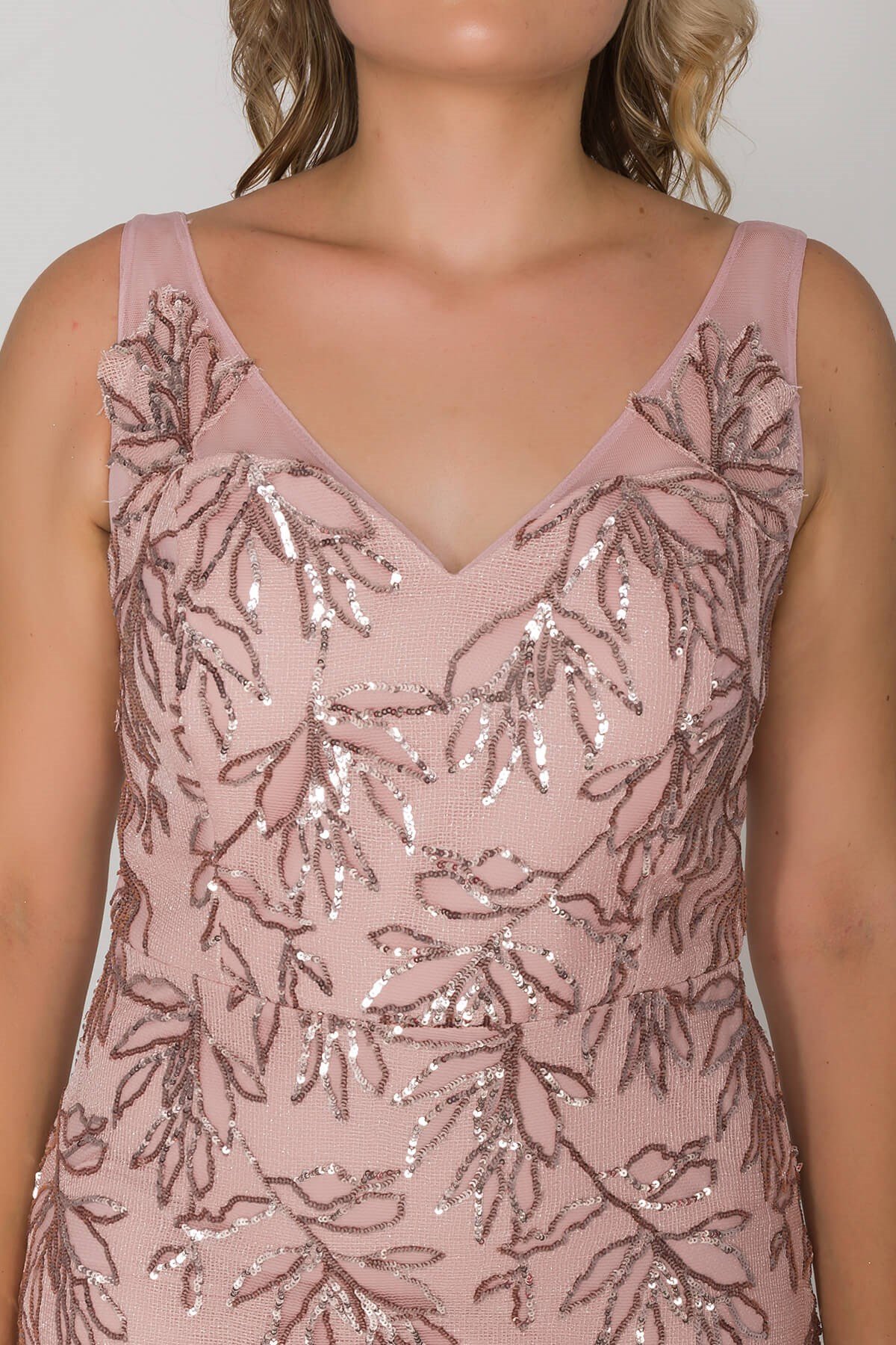 20214 Büyük Beden Yaprak Desen Lazer Kesim Balık Uzun Abiye