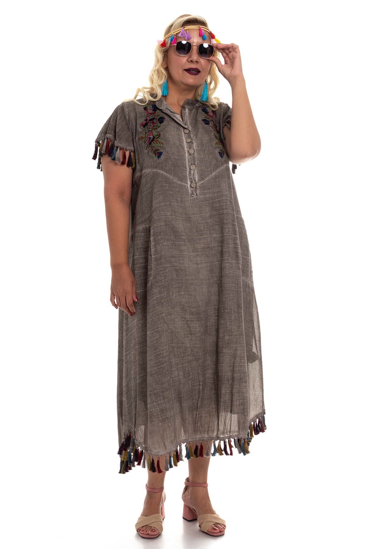 2053 Kol Ve EtekUcu Püskül Viscon Batik Elbise