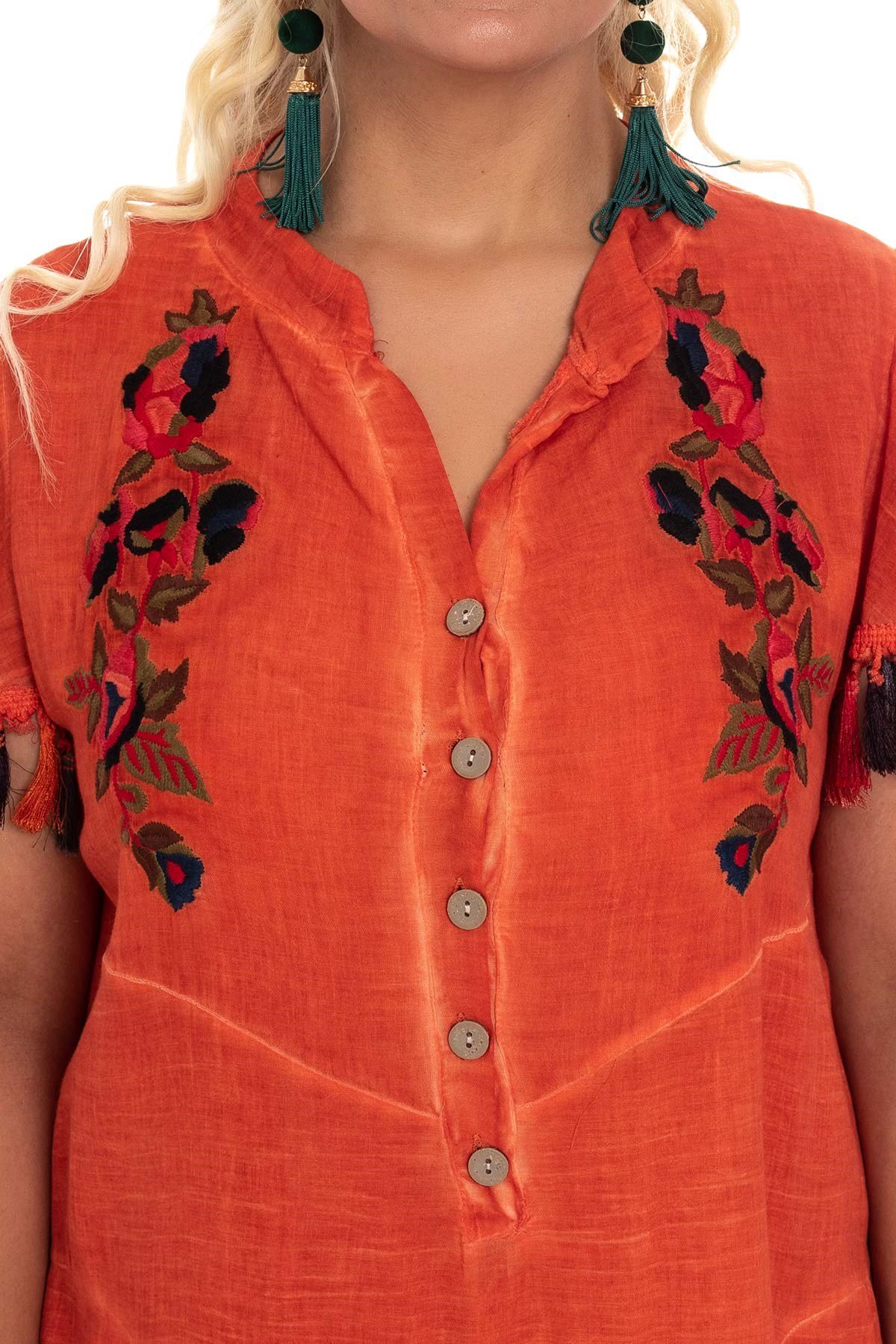 2053 Kol Ve EtekUcu Püskül Viscon Batik Elbise