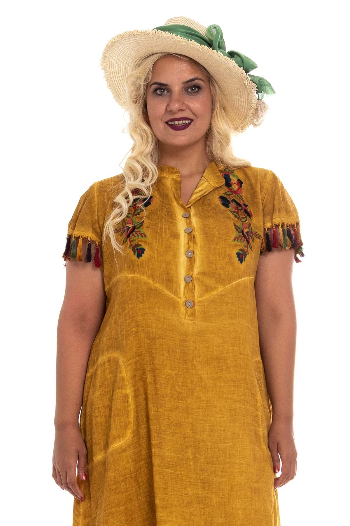 2053 Kol Ve EtekUcu Püskül Viscon Batik Elbise