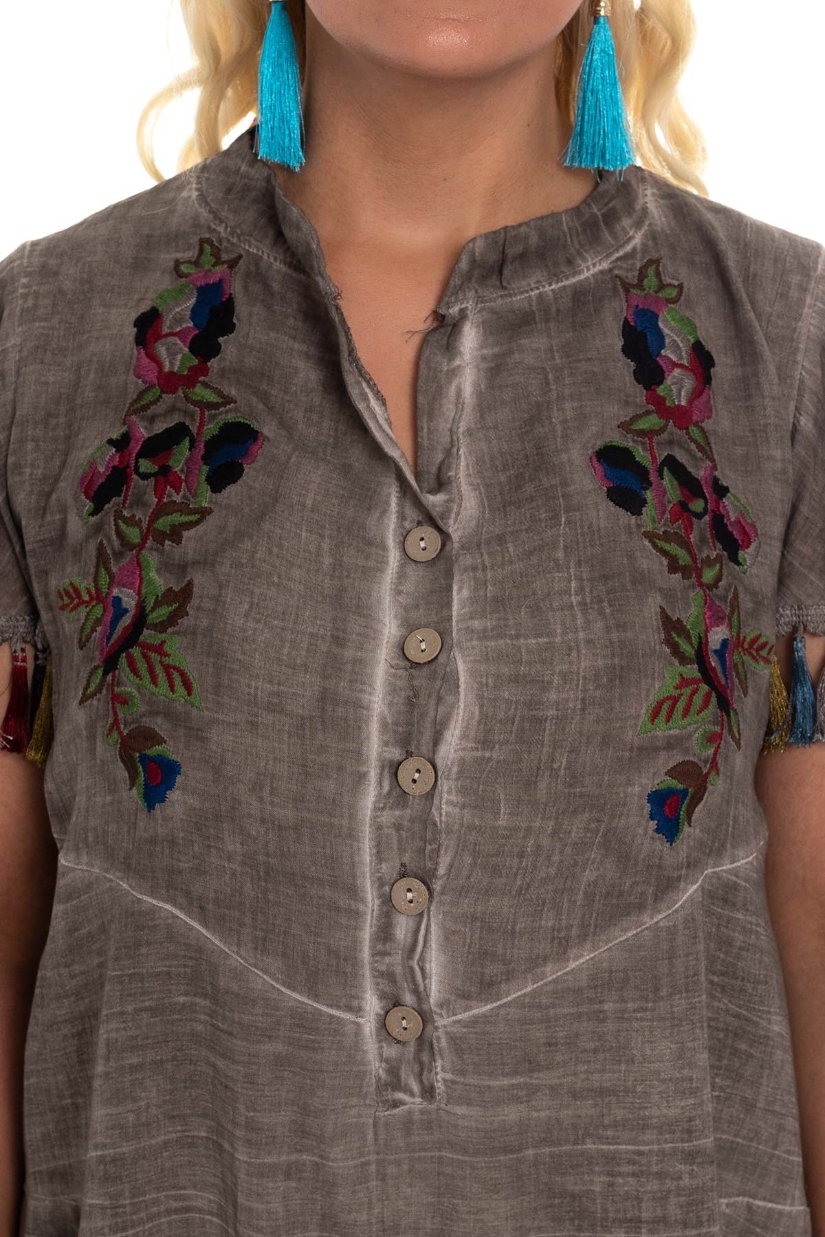 2053 Kol Ve EtekUcu Püskül Viscon Batik Elbise