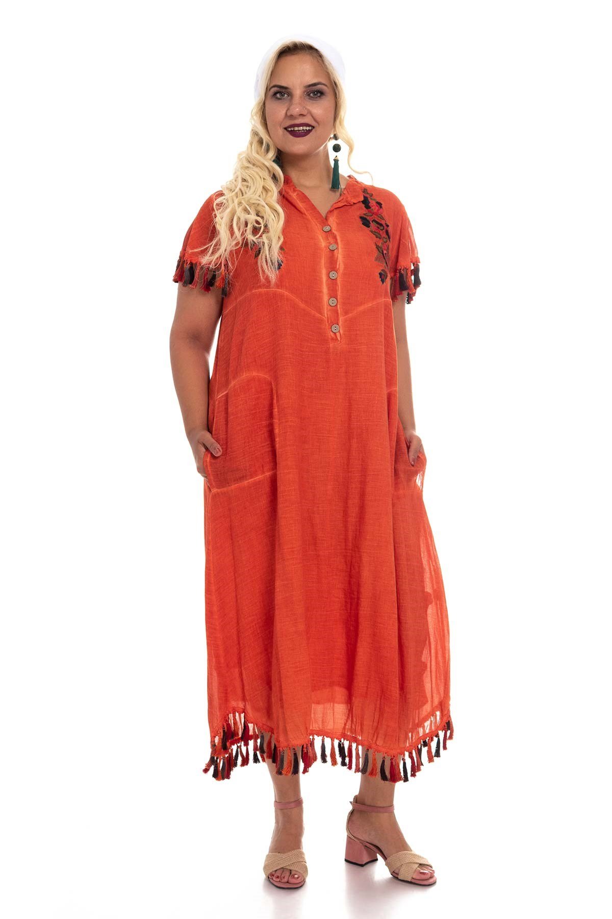 2053 Kol Ve EtekUcu Püskül Viscon Batik Elbise