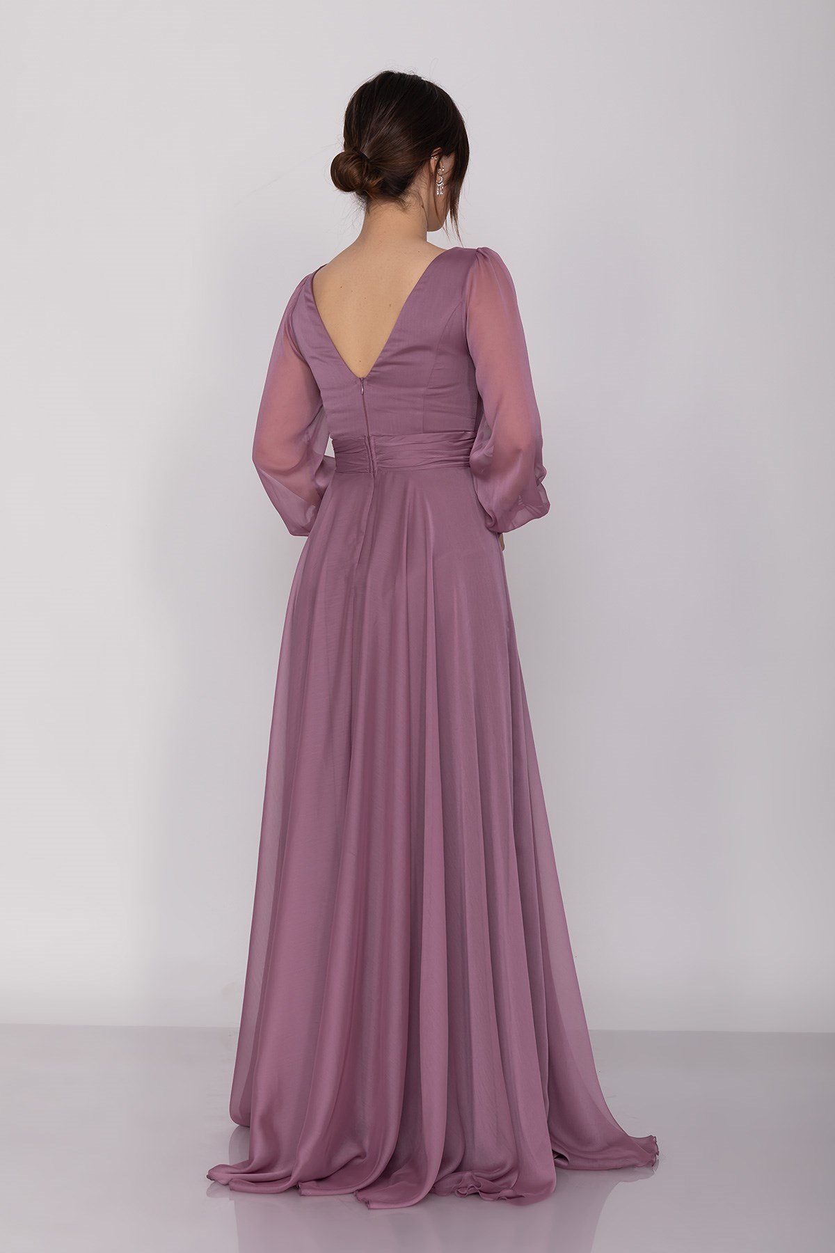 2082 Kristal Şifon Kruvaze Yaka Yırtmaçlı Kollu Uzun Abiye