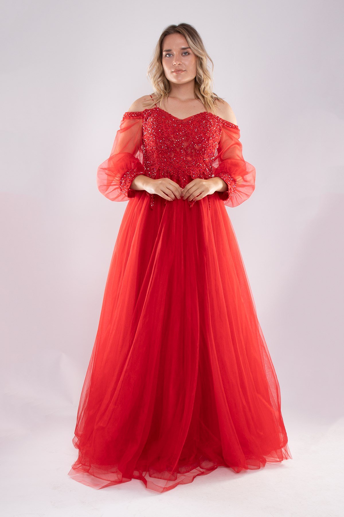 21011 Tam Seri Tül Kol Gögüs Boncuk İşleme Nişanlık