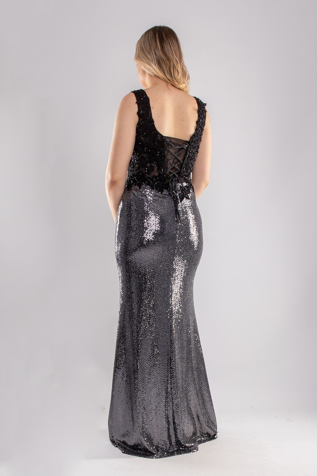 21112 Büyük Beden Balık Model Eteği Payet Uzun Abiye