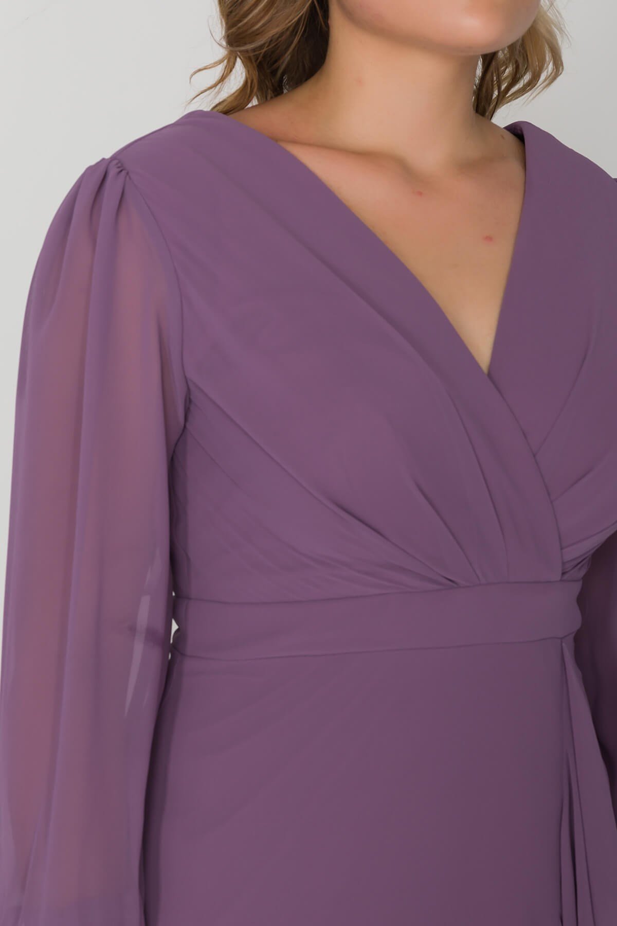 2117 BB Kruvaze Yaka Eteği Valonlu Şifon Tül Kol Kısa Elbise