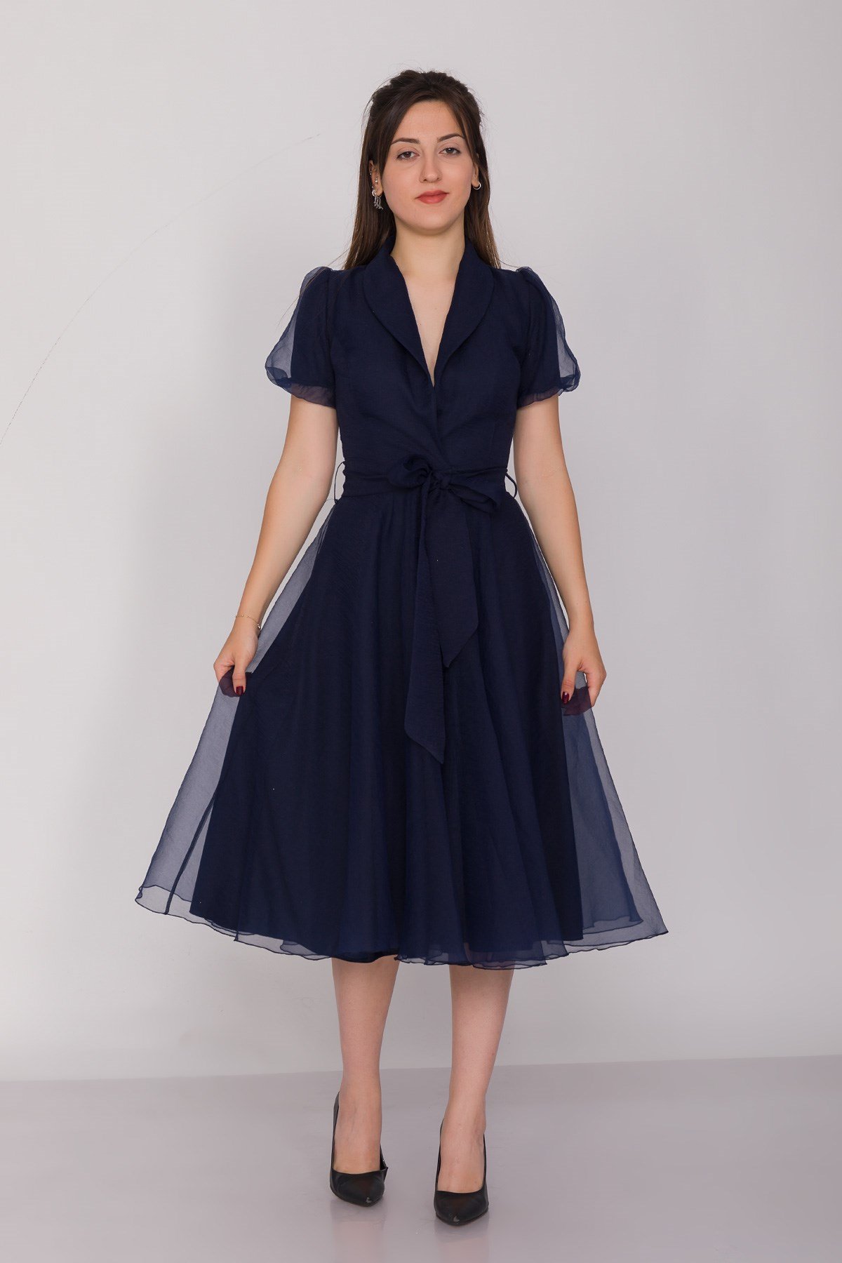 2136 Ceket Yaka Balon Kol Organze Midiboy Kuşaklı Elbise