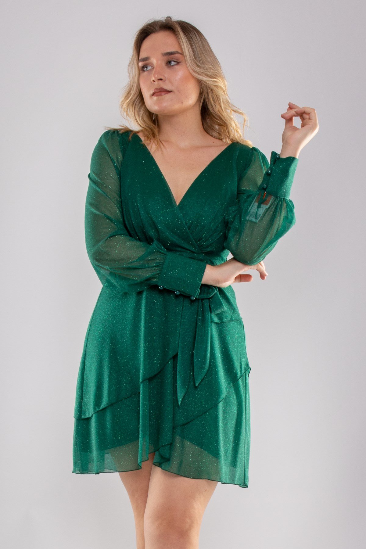 2138 Büyük Beden Simli Uzun Tül Kol Eteği Katlı Kısa Elbise