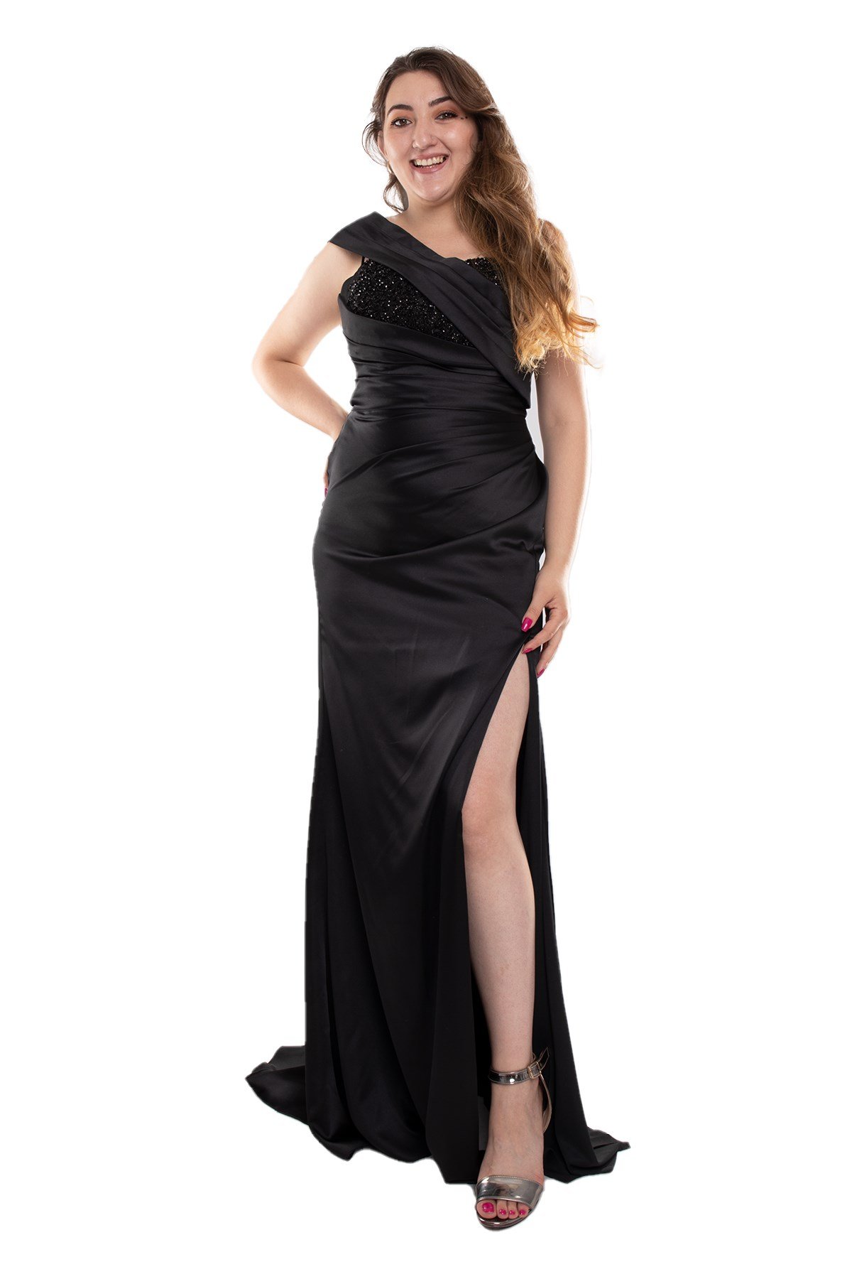 22005 Tam Seri Gögüs Taş İşleme Beli Drape Saten Yırtmaçlı Uzun Elbise