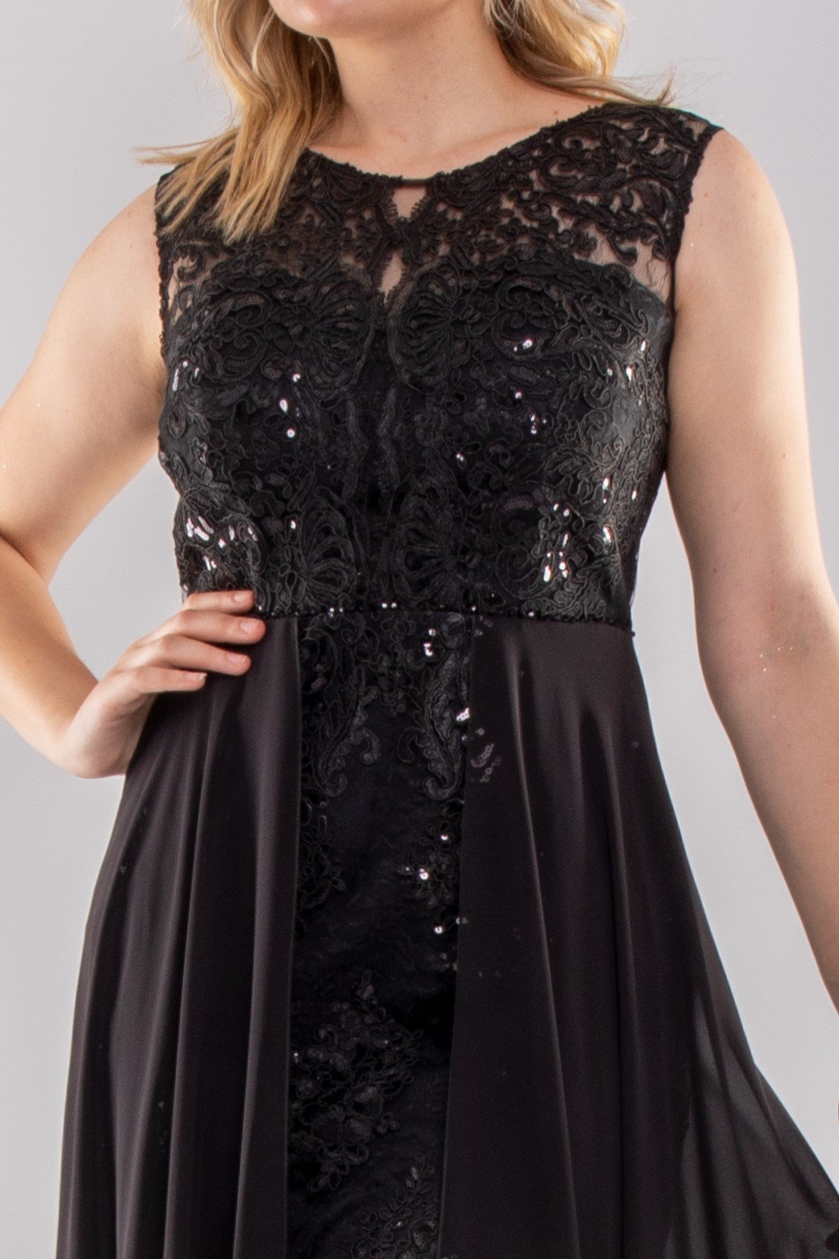 22417 Büyük Beden Nakışlı Tül Etek Detay Uzun Abiye