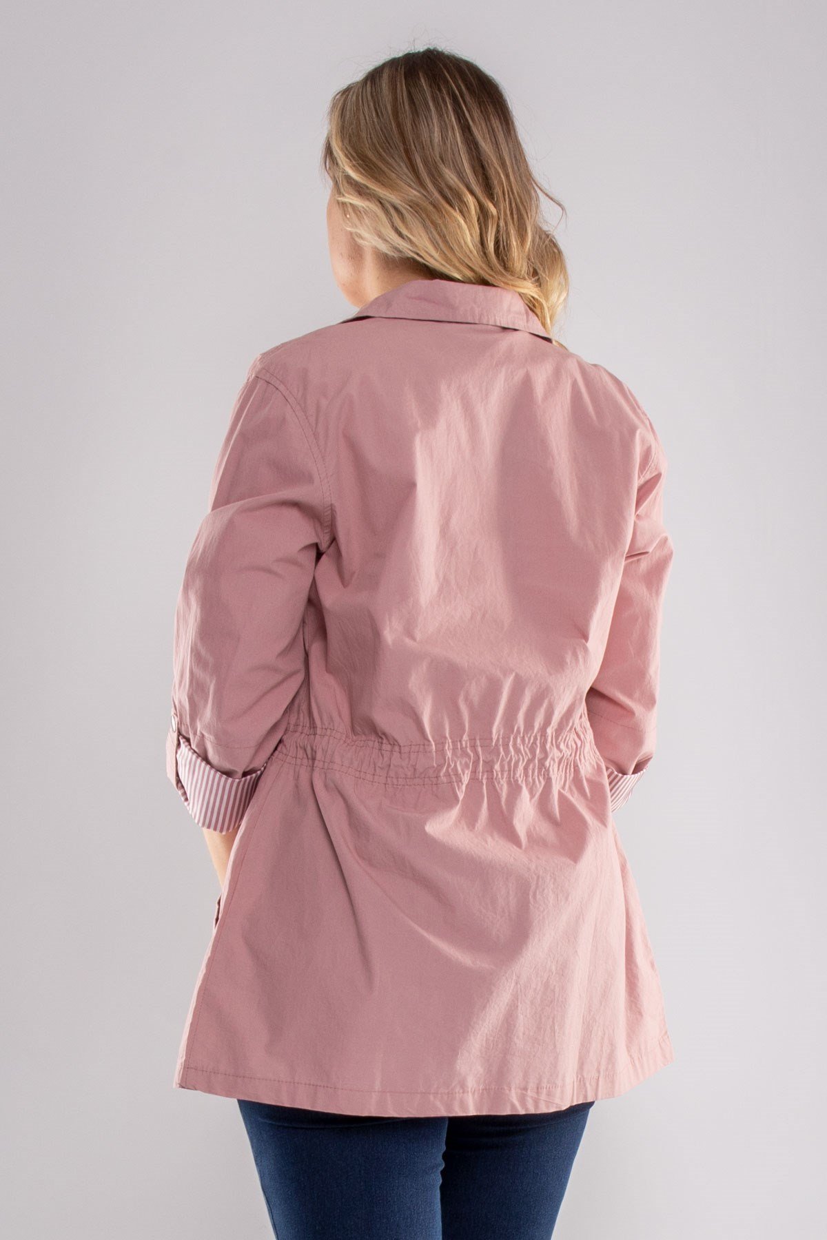 2381 Büyük Beden Beli Bağcıklı Kol Katlama Astarsız Pamuk Yağmurluk