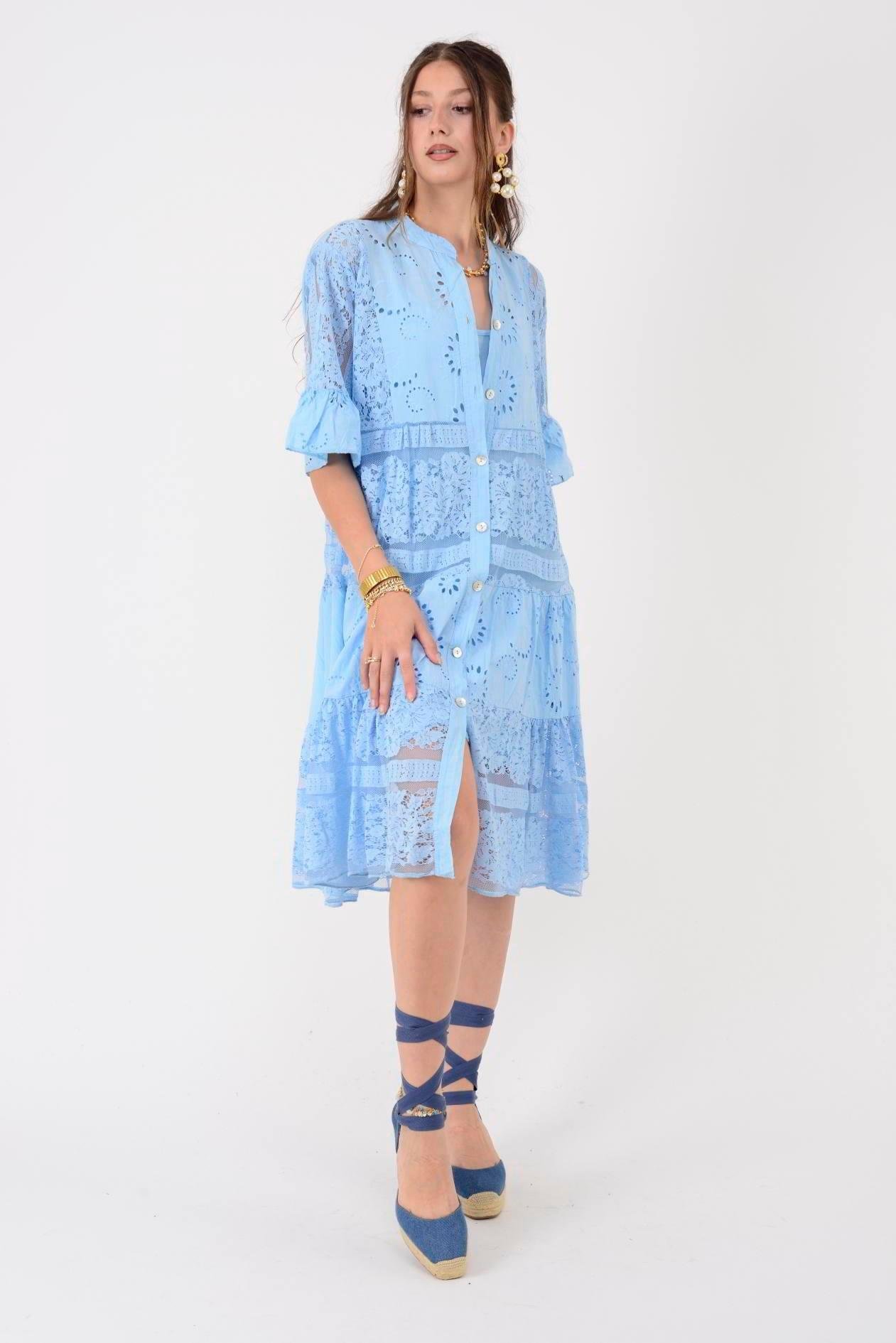 24029 Dantelli Kısa Kol Düğmeli Kısa Astarlı Elbise