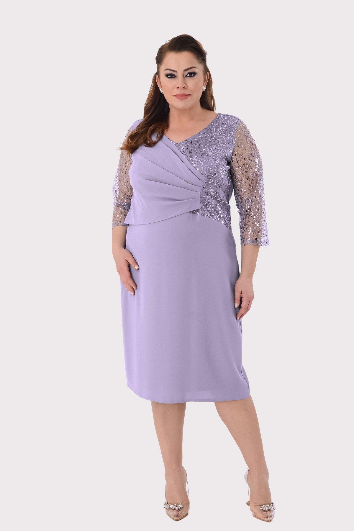 2457 Büyük Beden Pulpayet Drapeli Tül Kol Kısa Krep Elbise