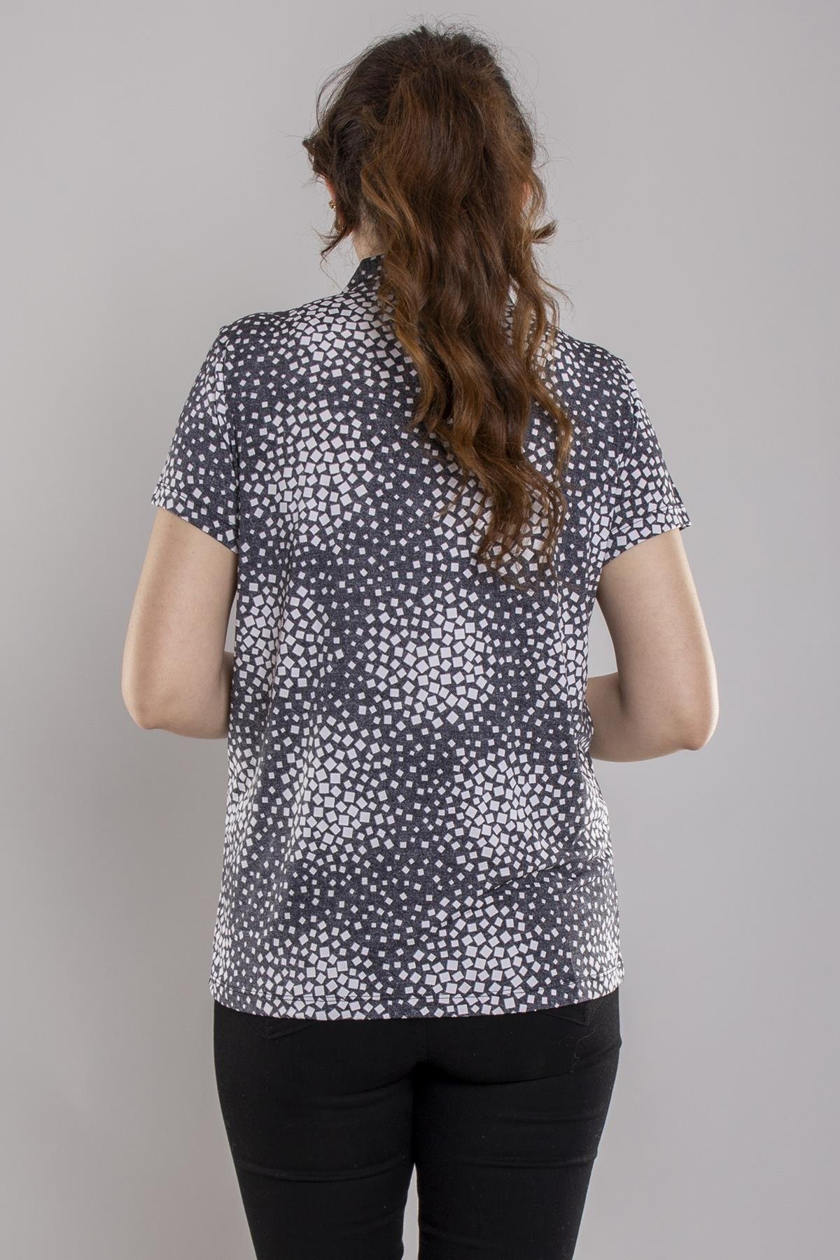 24E026 Polo Yaka Düğmeli Baskılı Kısa Kol Bluz
