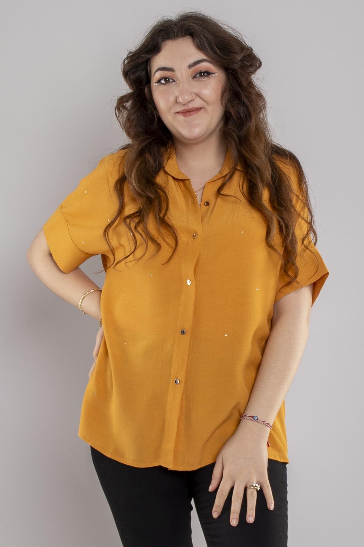 24E065 Düğmeli Düşük Kol Taşlı Viscon Gömlek