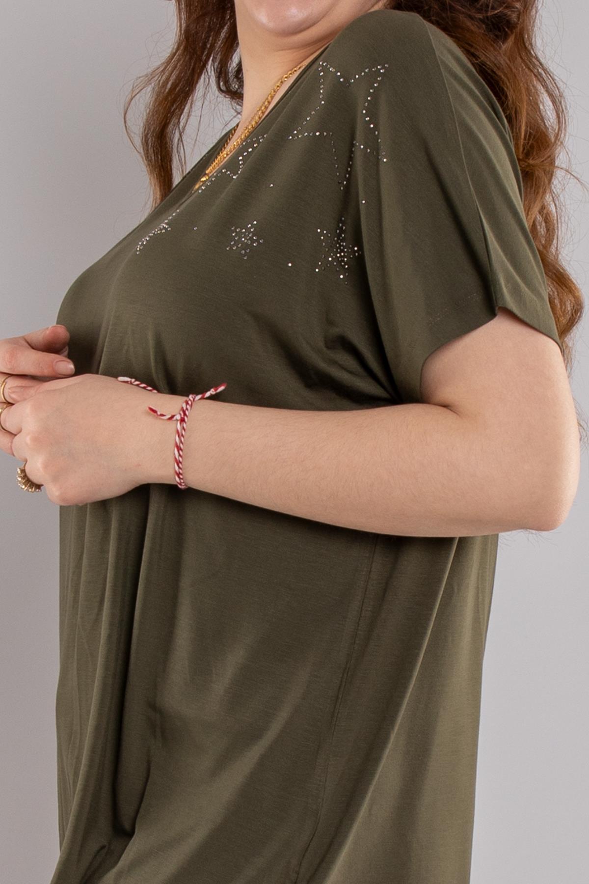 24E105 Yıldız Taş Baskılı Kısa Kol Viscon Bluz