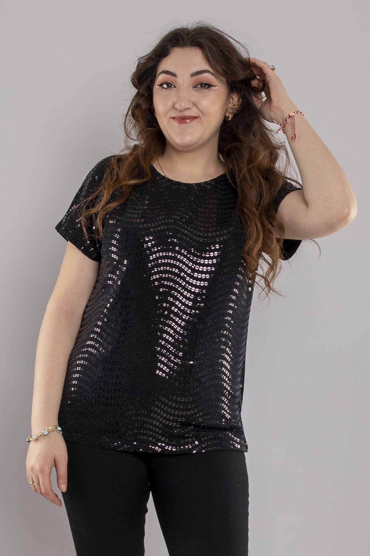 24E157 Sıra Payet Nakışlı Simli Kısa Kol Bluz