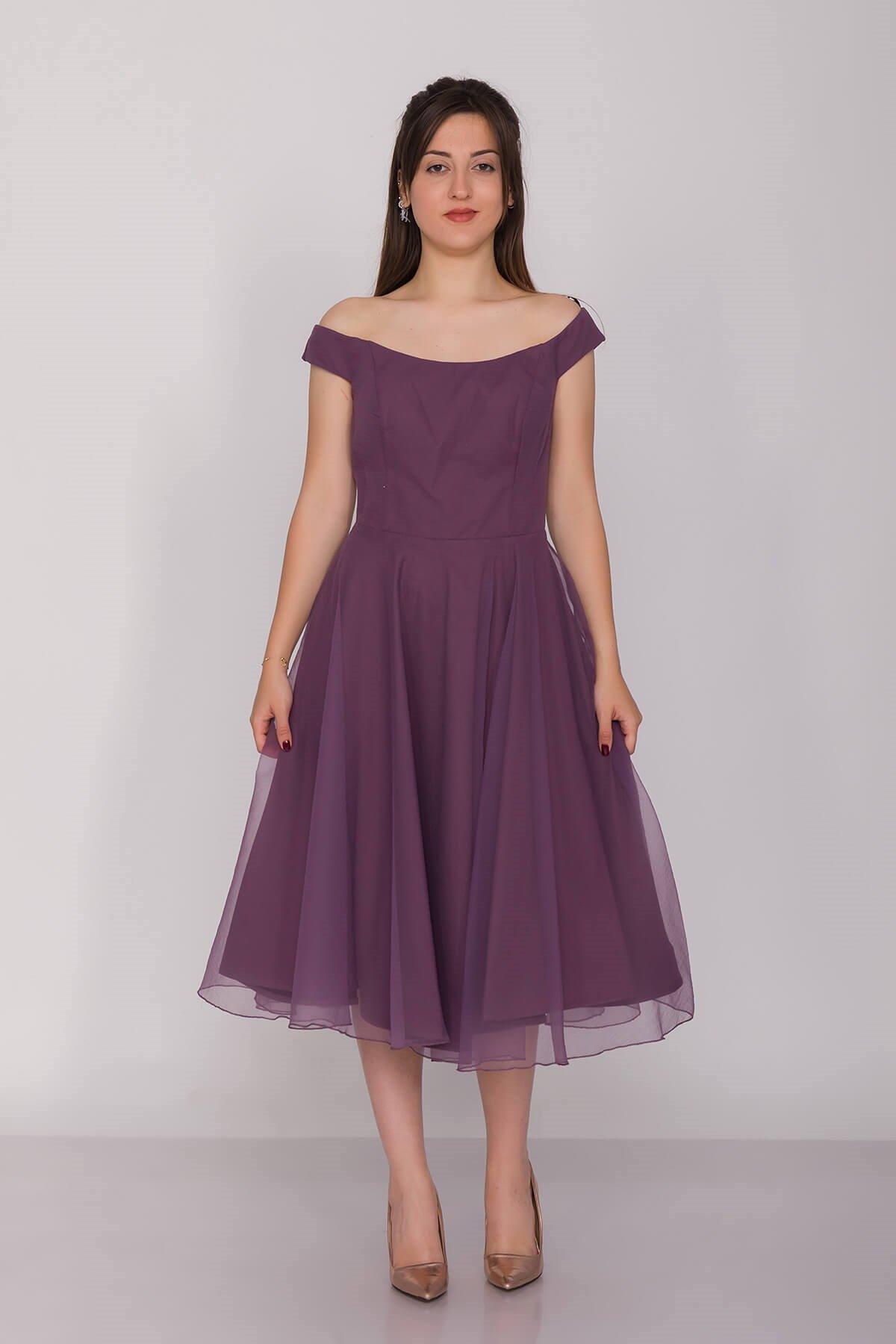 3059 Kayık Yaka Organze Kumaş Midiboy Çan Etek Elbise