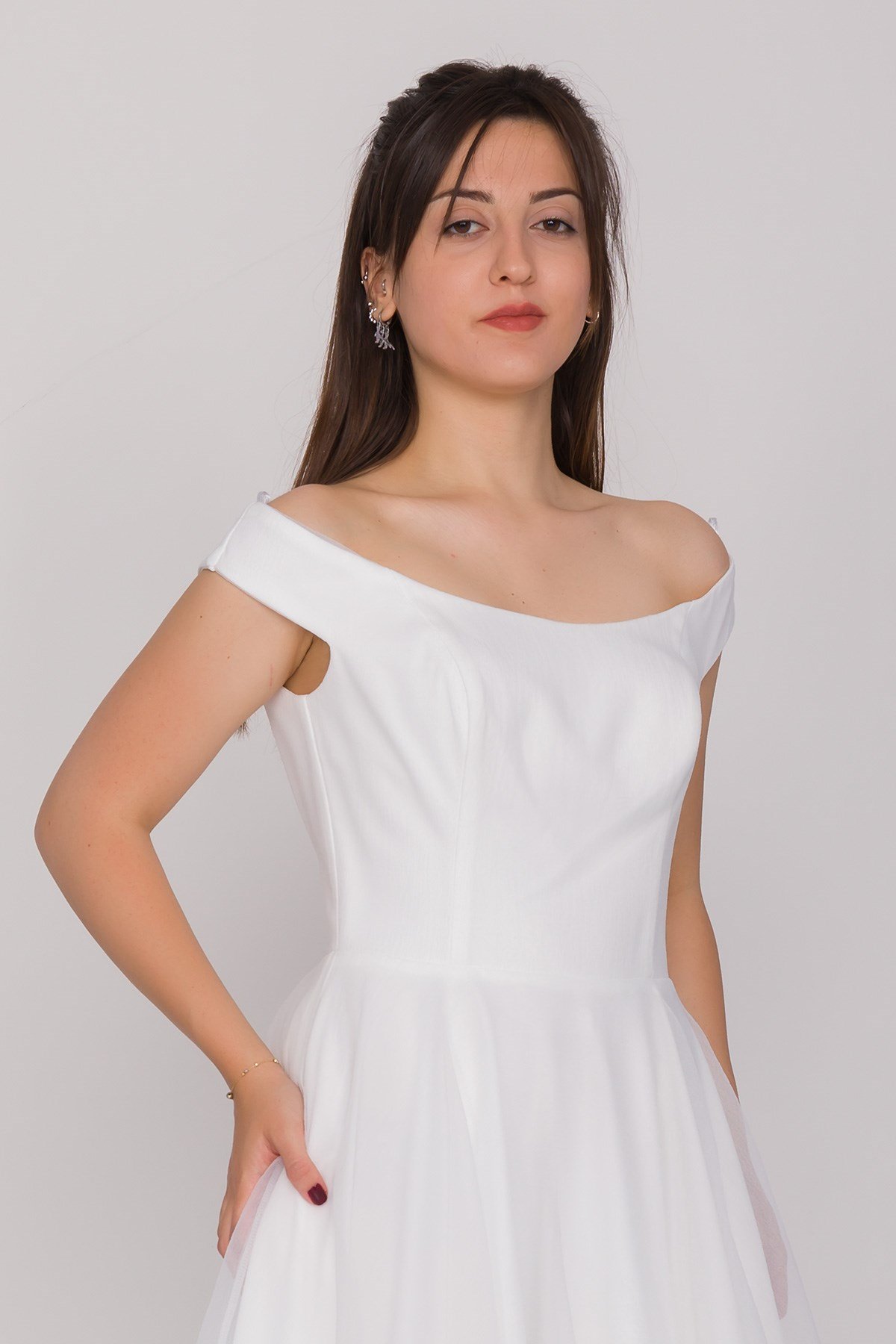 3059 Kayık Yaka Organze Kumaş Midiboy Çan Etek Elbise