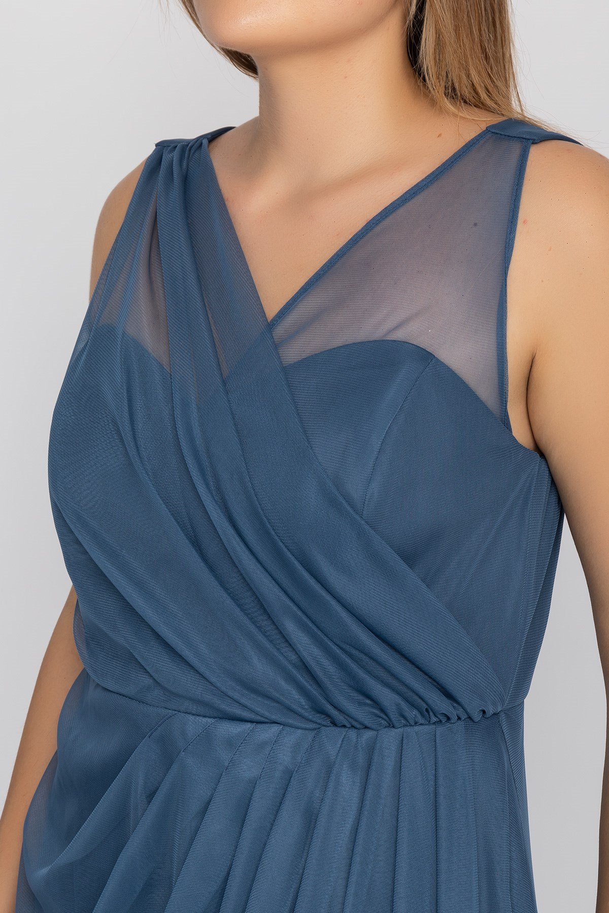 3094 Büyükbeden Eteği Drapeli Uzun Abiye Elbise