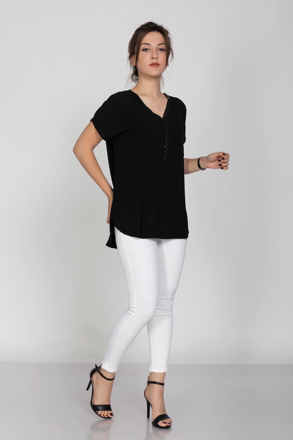 314 KB Yaka Pullu Yakma Keten Kısa Kol Bluz