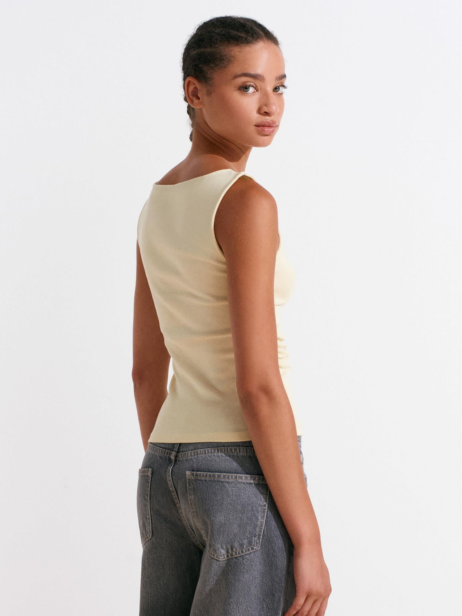 31589 Büzgülü Kayık Yaka Top Crop